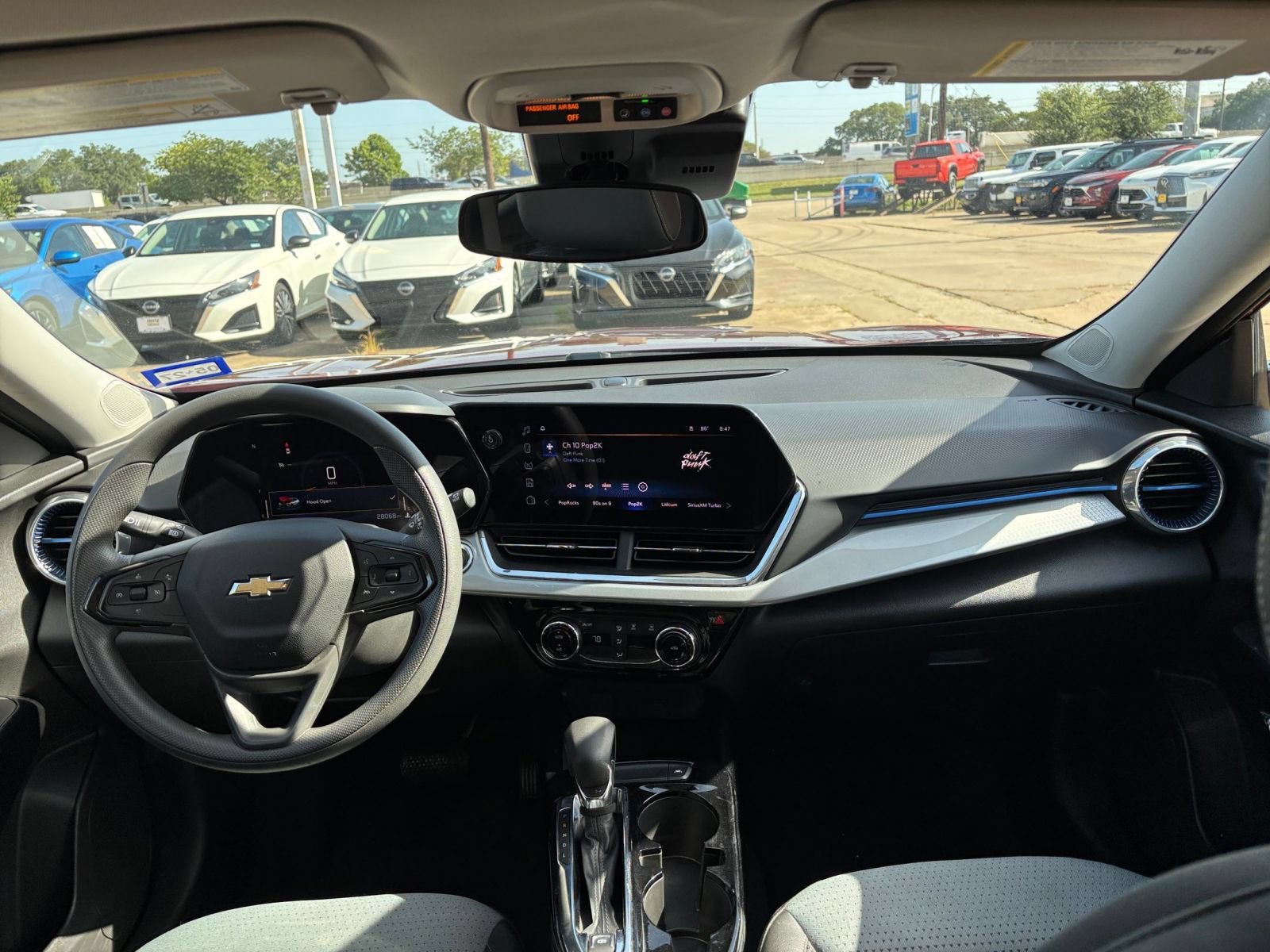 Thumbnail: 2025 Chevrolet Trax - 31