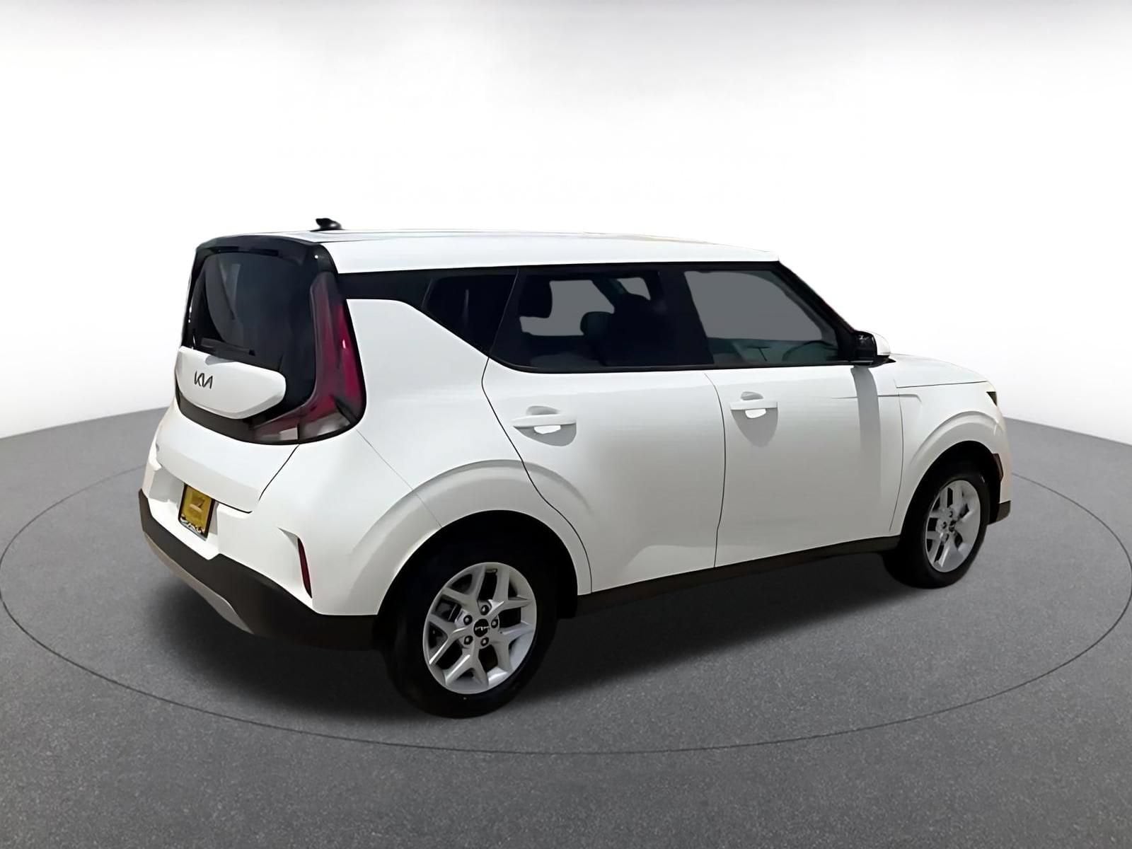 Thumbnail: 2025 Kia Soul - 15