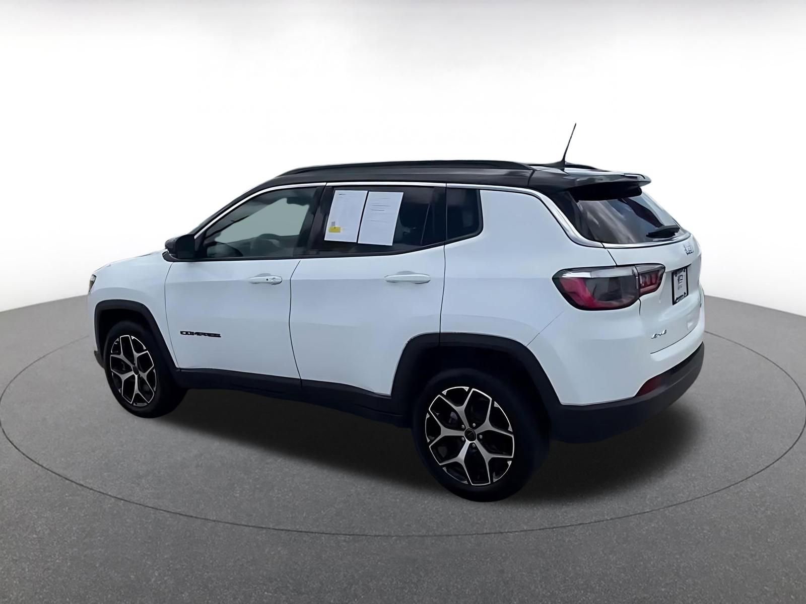 Thumbnail: 2025 Jeep Compass - 10