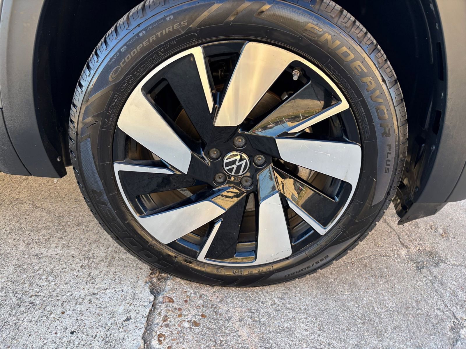 Thumbnail: 2025 Volkswagen Atlas - 31