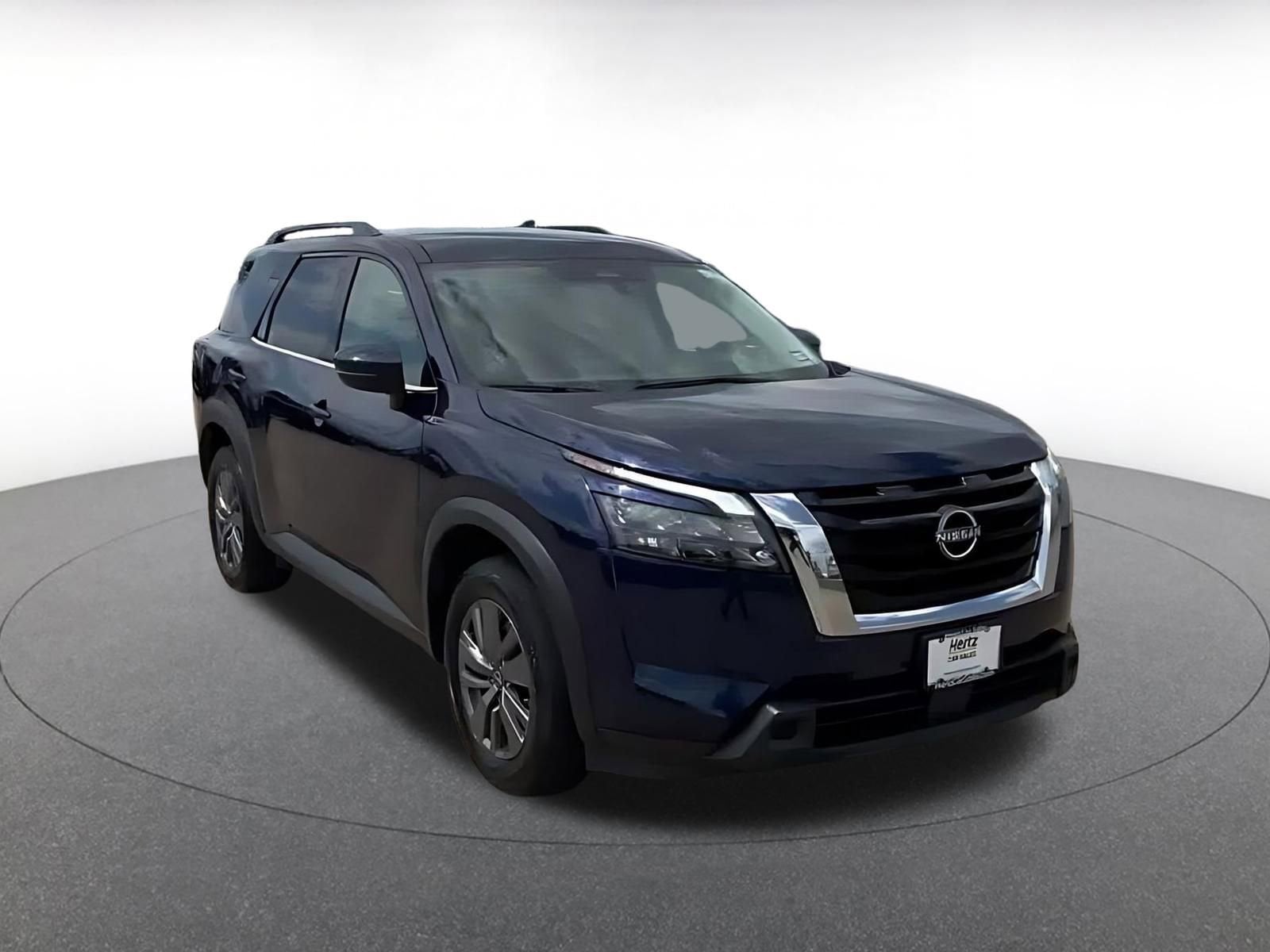 Thumbnail: 2025 Nissan Pathfinder - 3