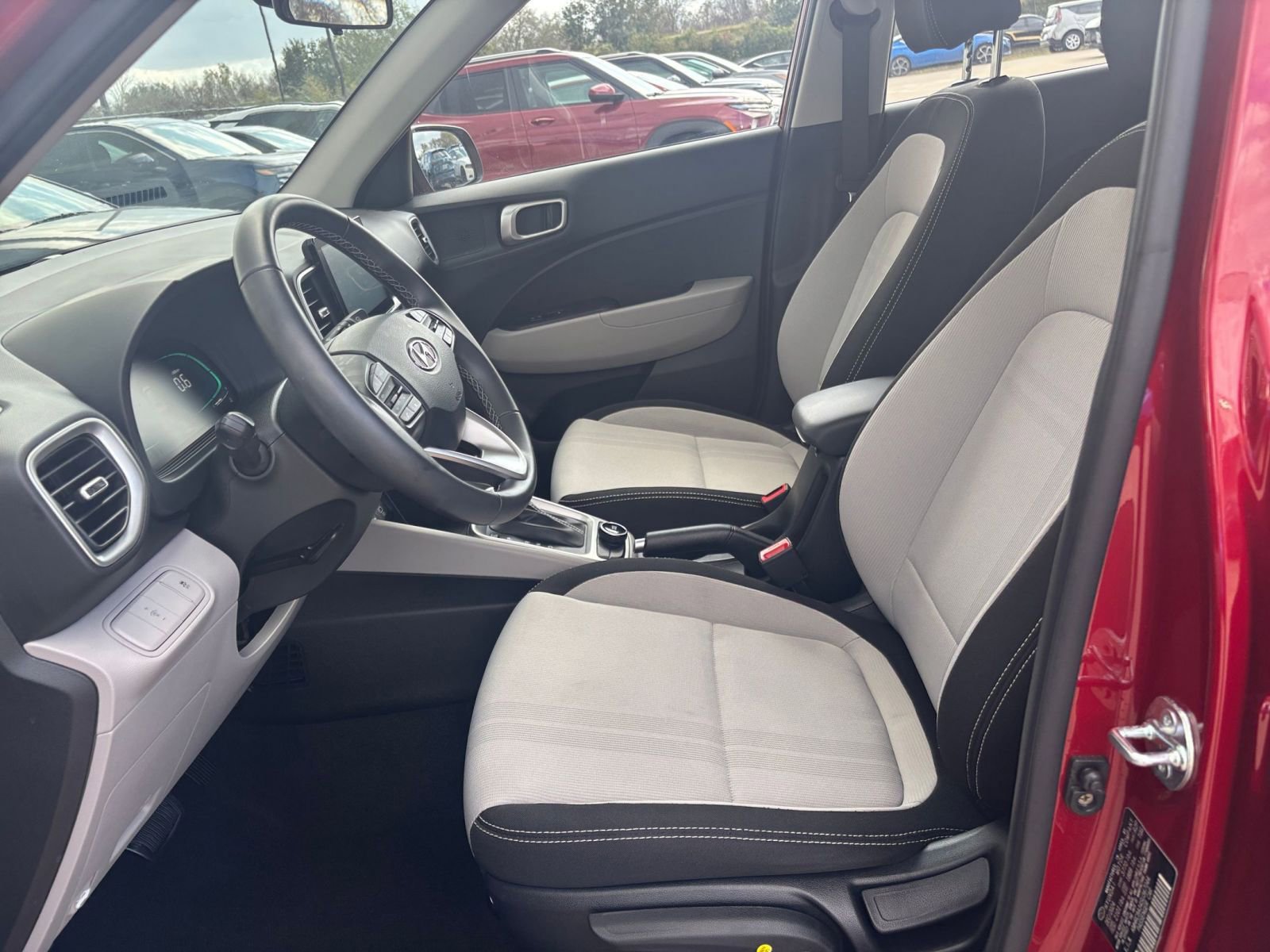 Thumbnail: 2025 Hyundai Venue - 24