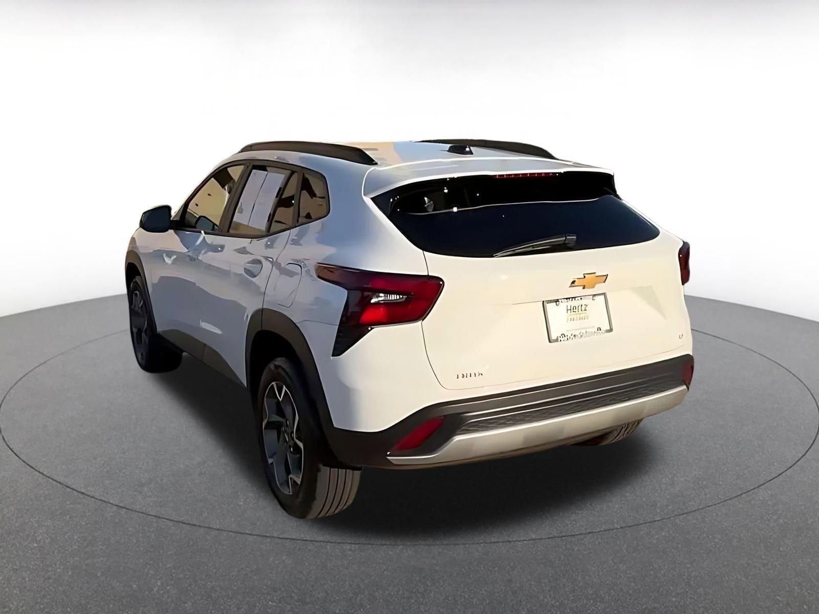 Thumbnail: 2025 Chevrolet Trax - 15