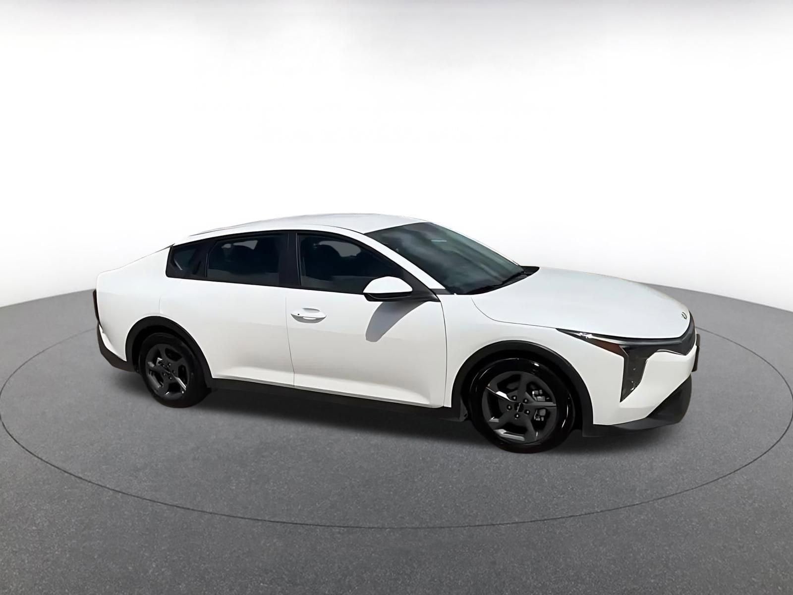 Thumbnail: 2025 Kia K4 - 2