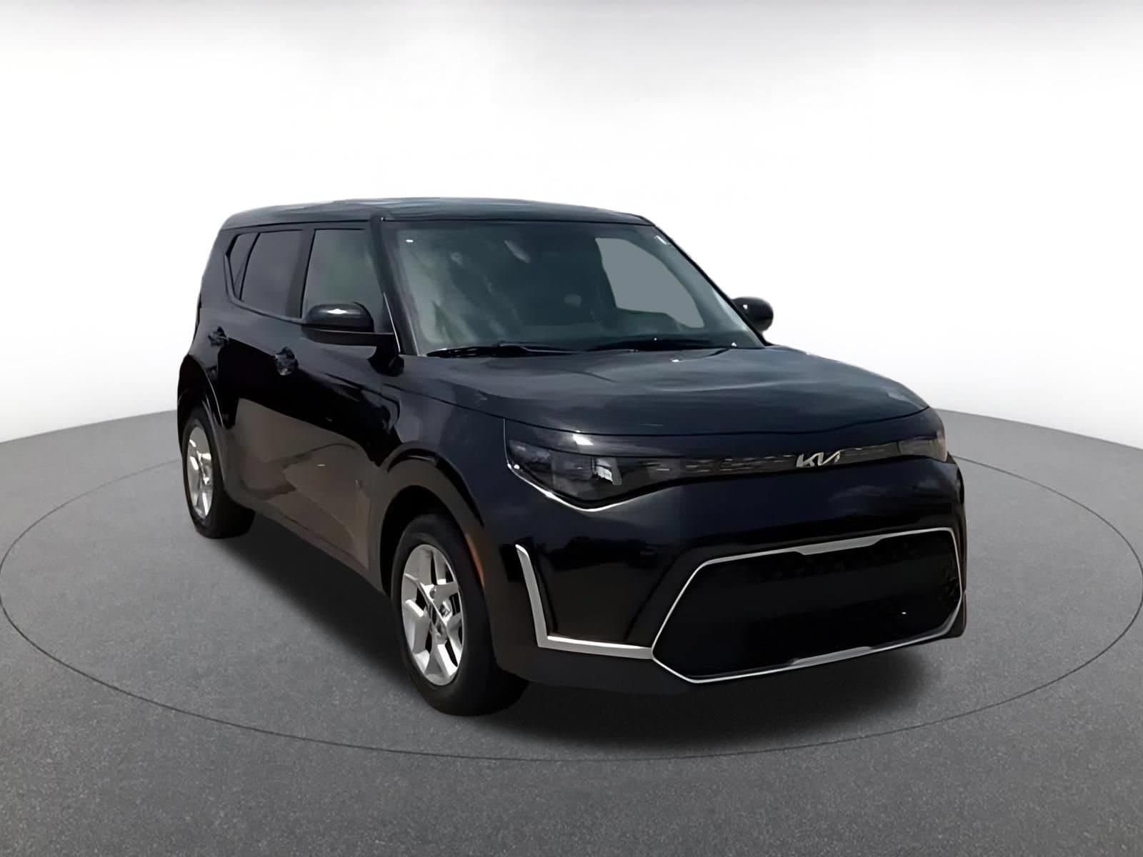 Thumbnail: 2025 Kia Soul - 3