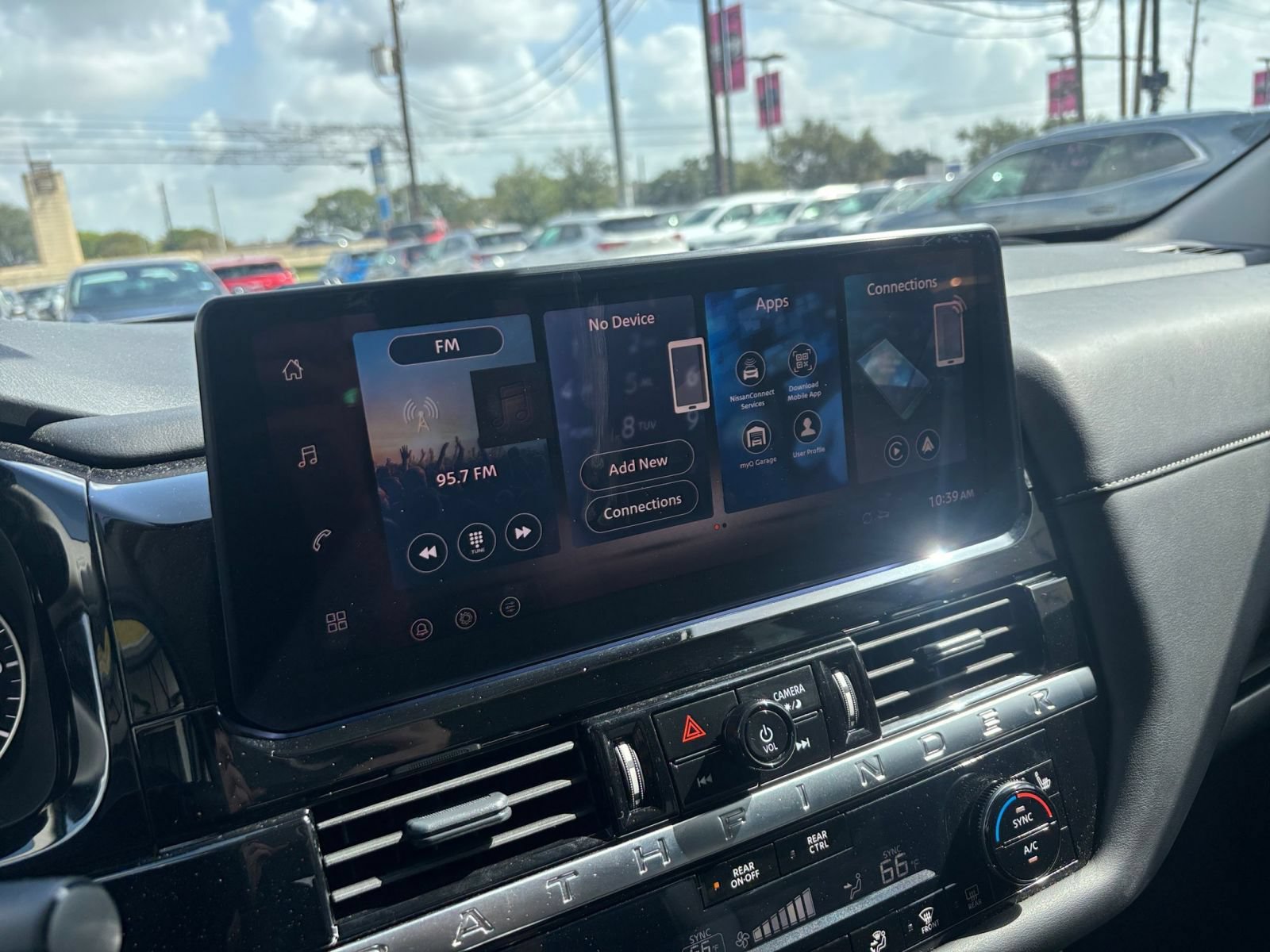 Thumbnail: 2026 Nissan Pathfinder - 20