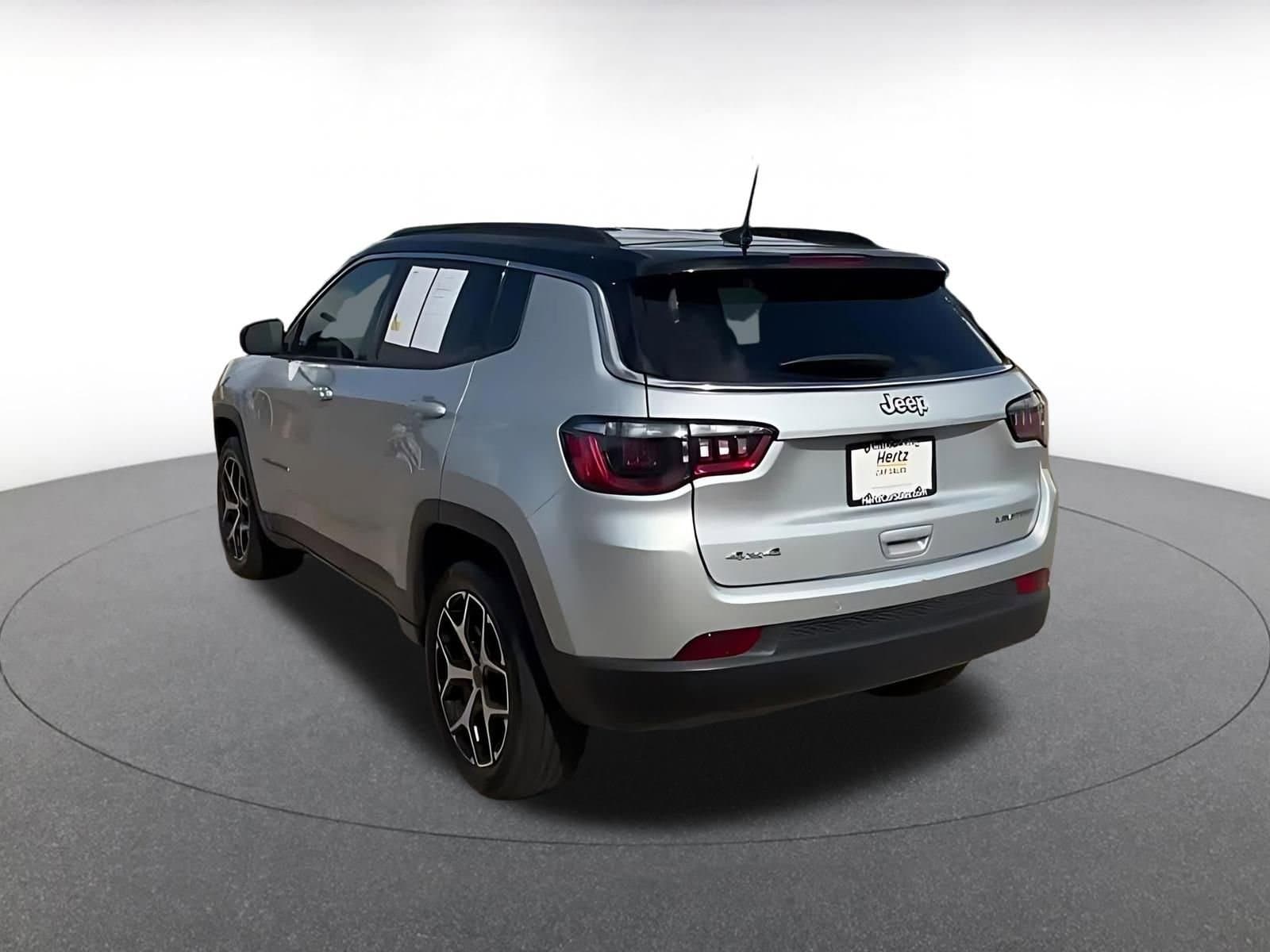 Thumbnail: 2025 Jeep Compass - 11
