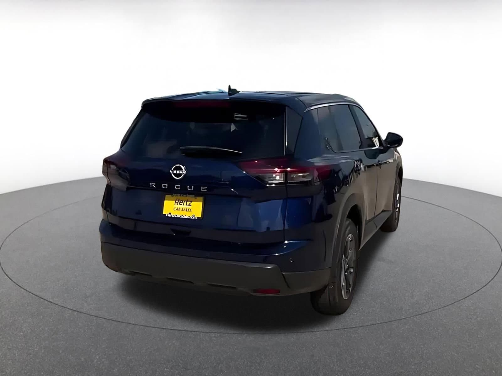 Thumbnail: 2025 Nissan Rogue - 15