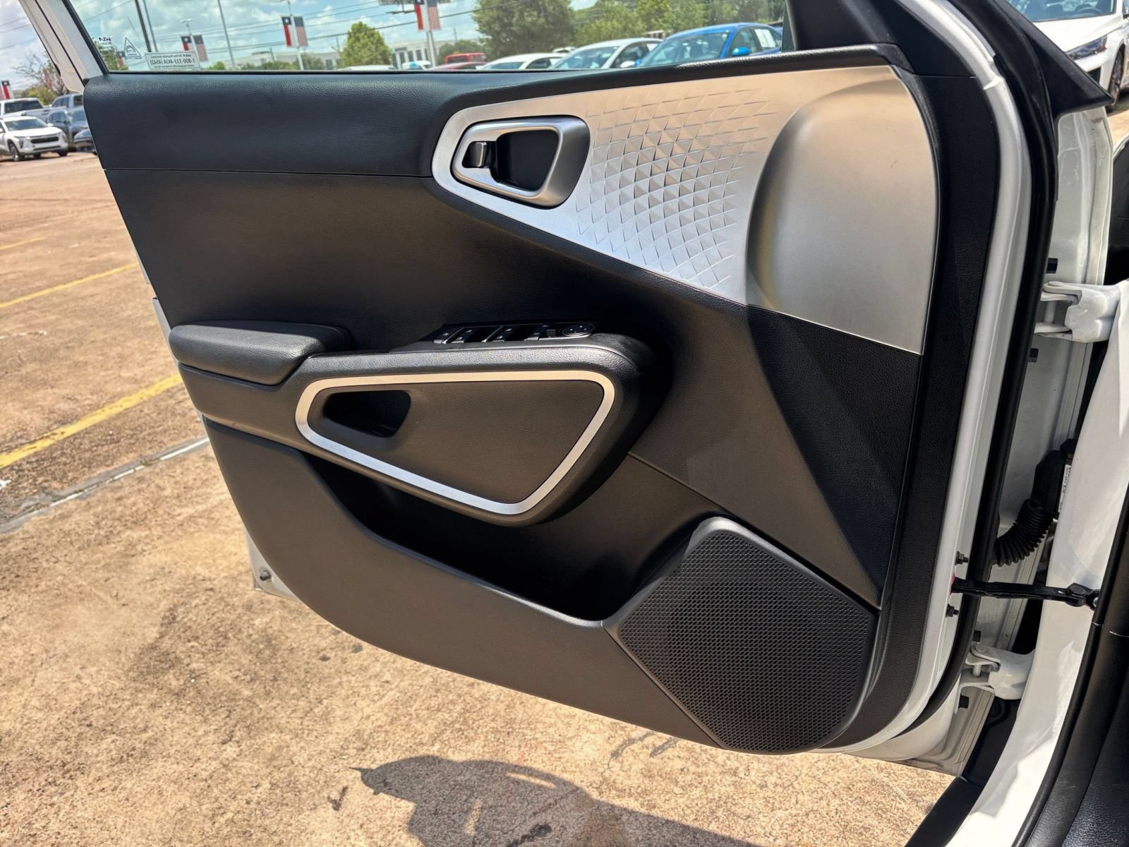 Thumbnail: 2025 Kia Soul - 18