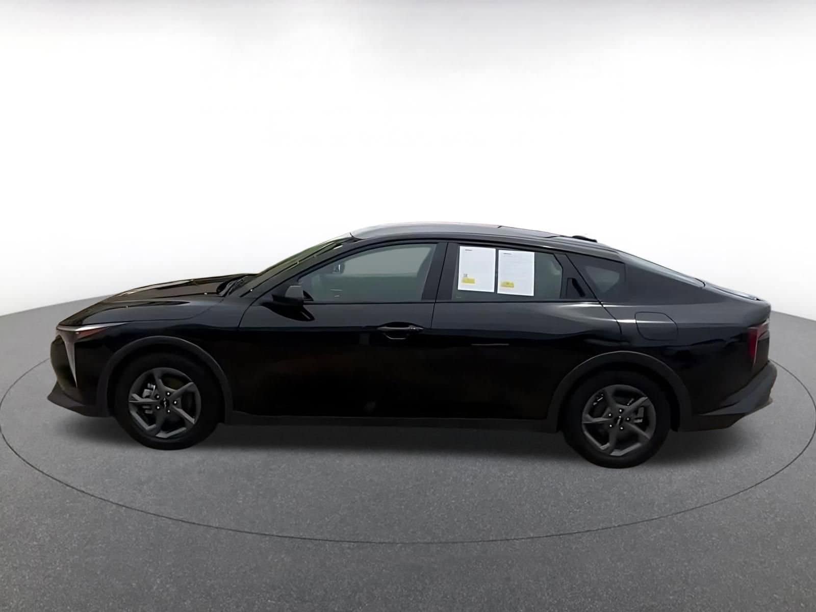 Thumbnail: 2025 Kia K4 - 10