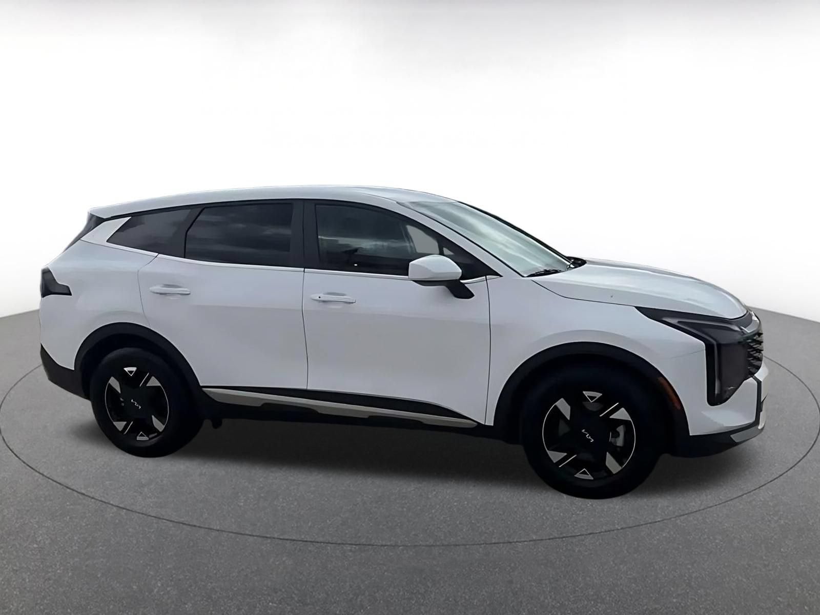 Thumbnail: 2026 Kia Sportage - 15
