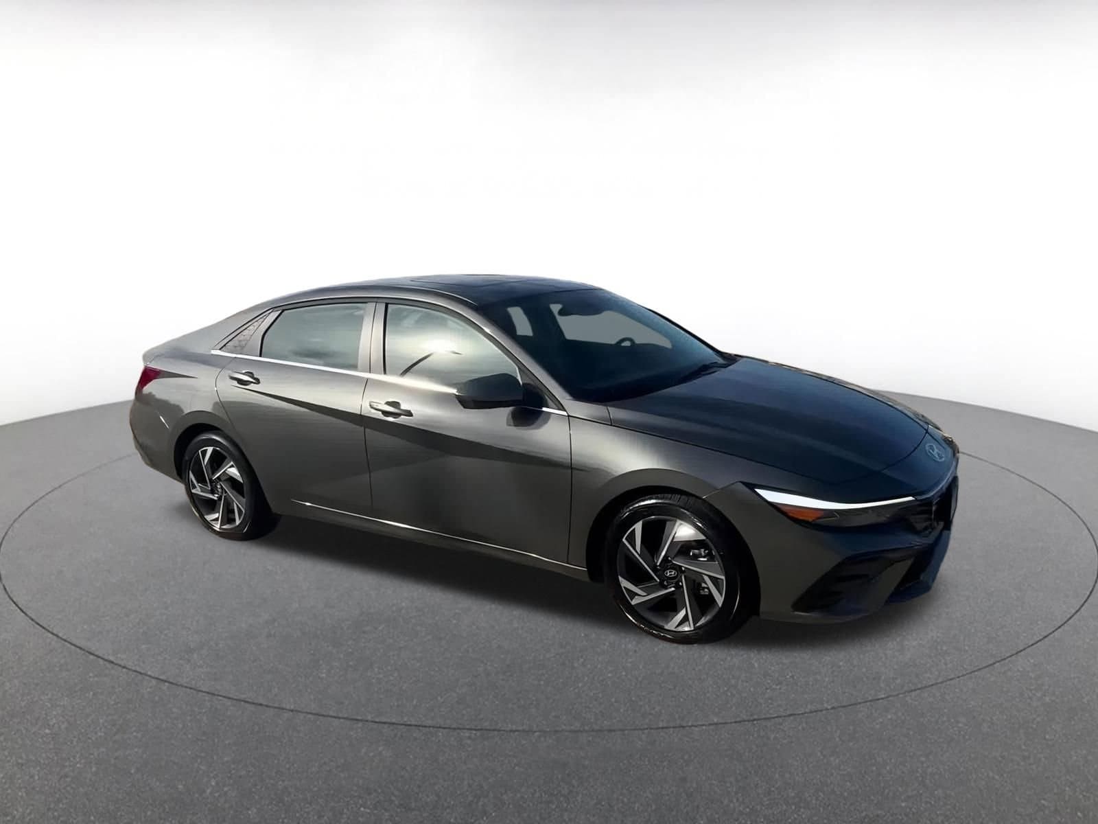 Thumbnail: 2025 Hyundai Elantra - 2