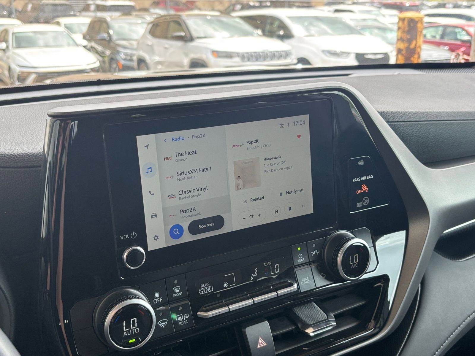 Thumbnail: 2025 Toyota Highlander - 20