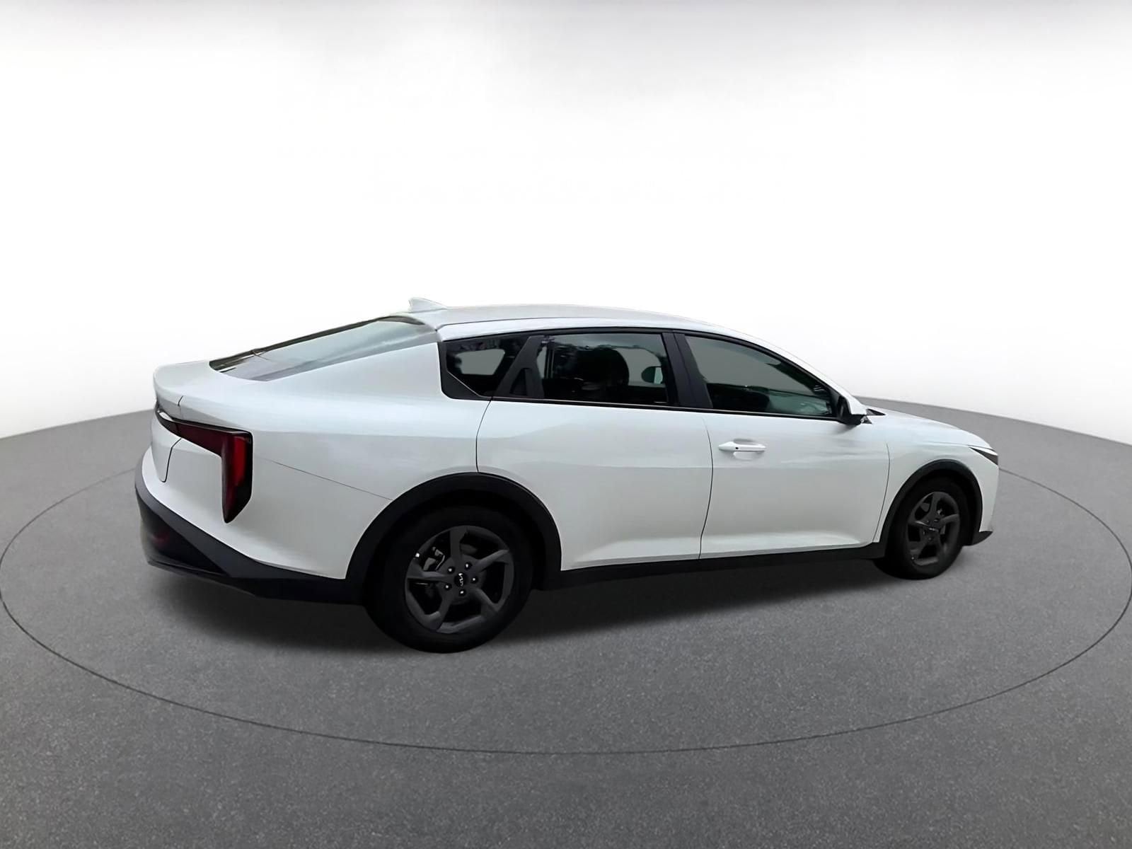 Thumbnail: 2025 Kia K4 - 14