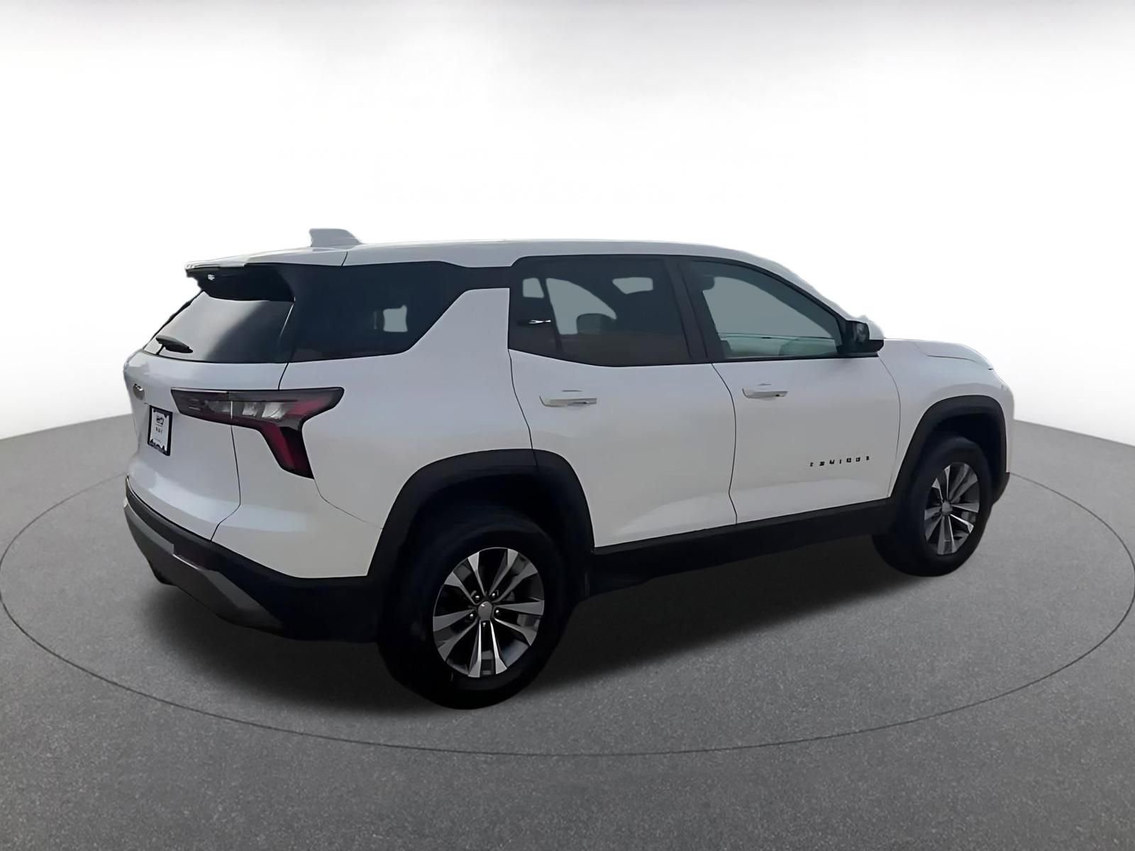 Thumbnail: 2025 Chevrolet Equinox - 14