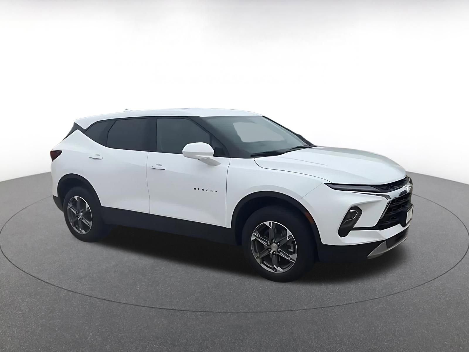 Thumbnail: 2025 Chevrolet Blazer - 2