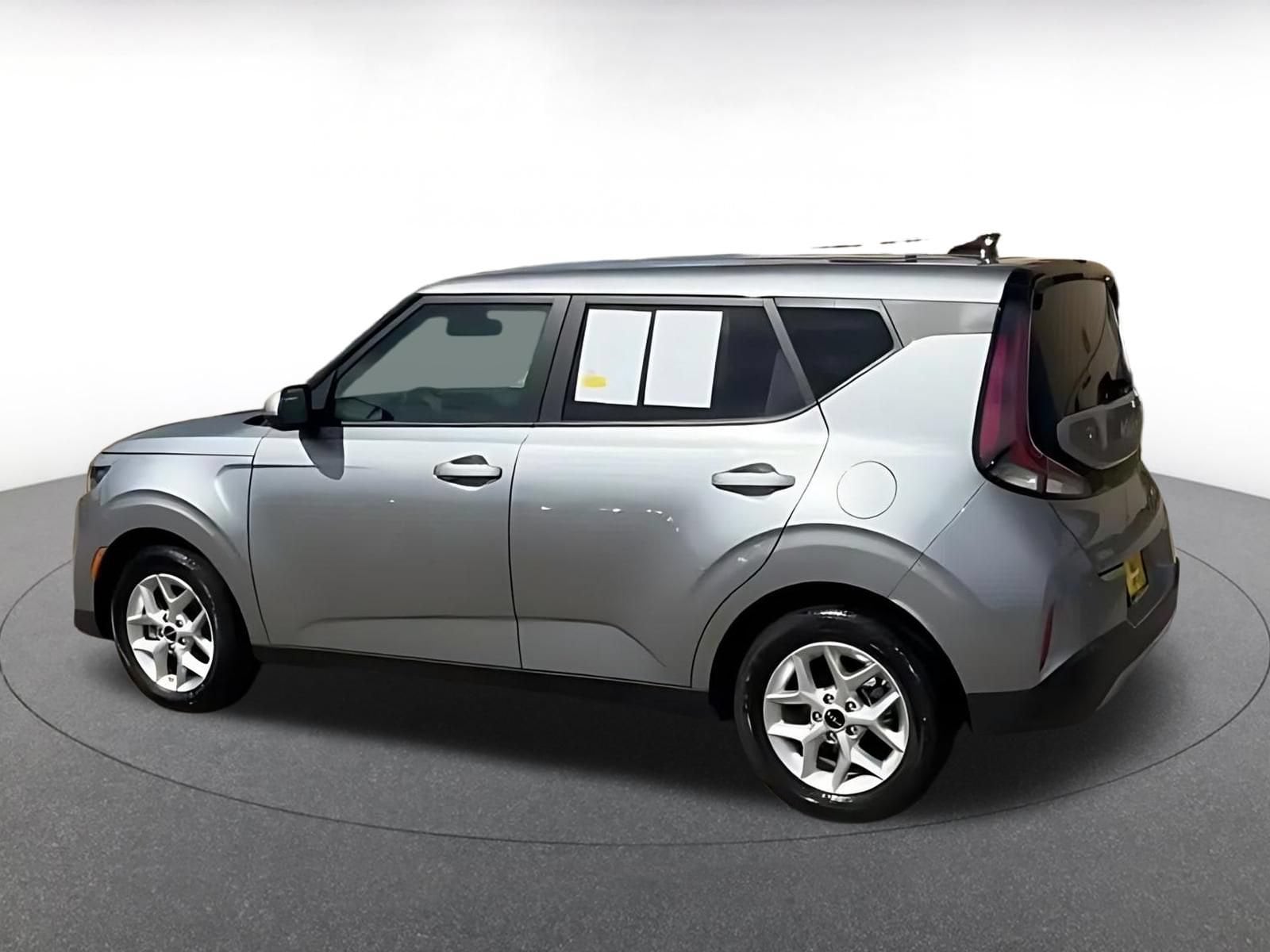 Thumbnail: 2025 Kia Soul - 9