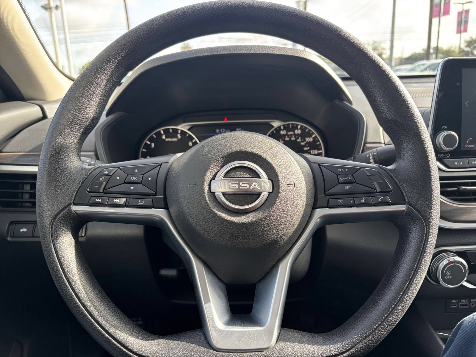 Thumbnail: 2025 Nissan Altima - 28