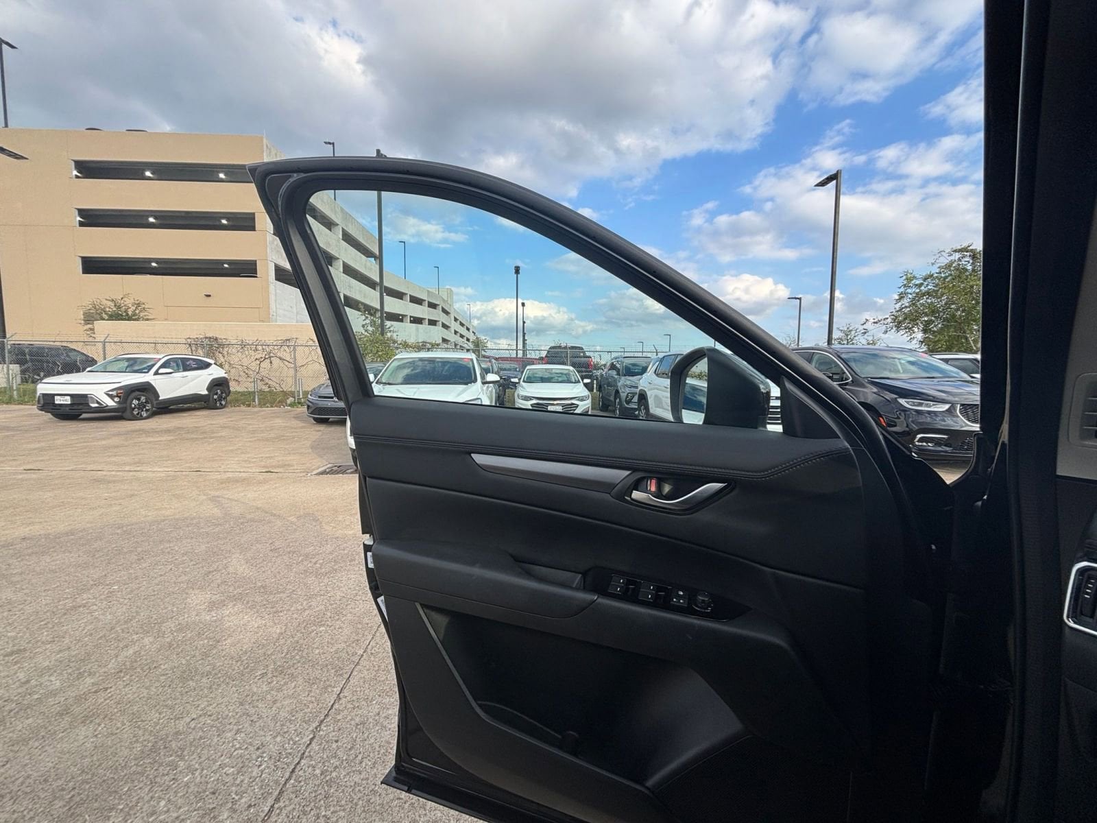 Thumbnail: 2025 Mazda CX-5 - 20