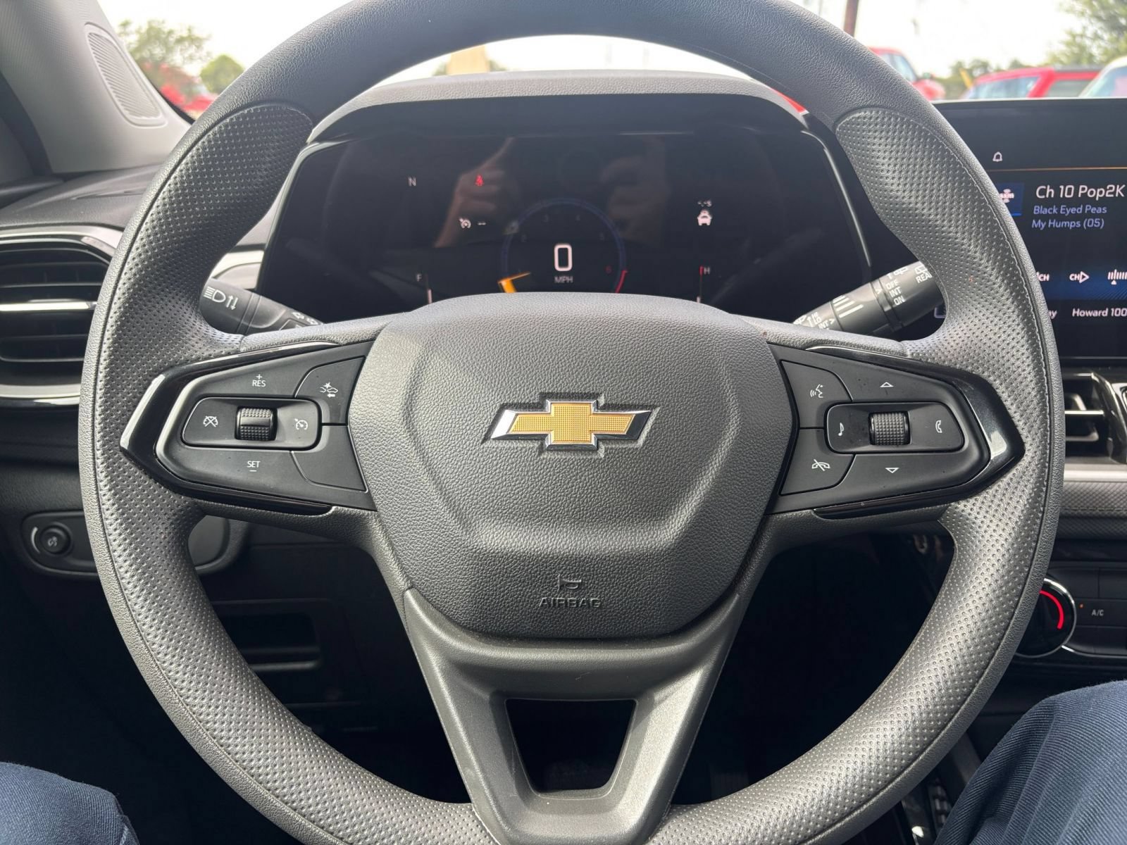 Thumbnail: 2025 Chevrolet TrailBlazer - 27