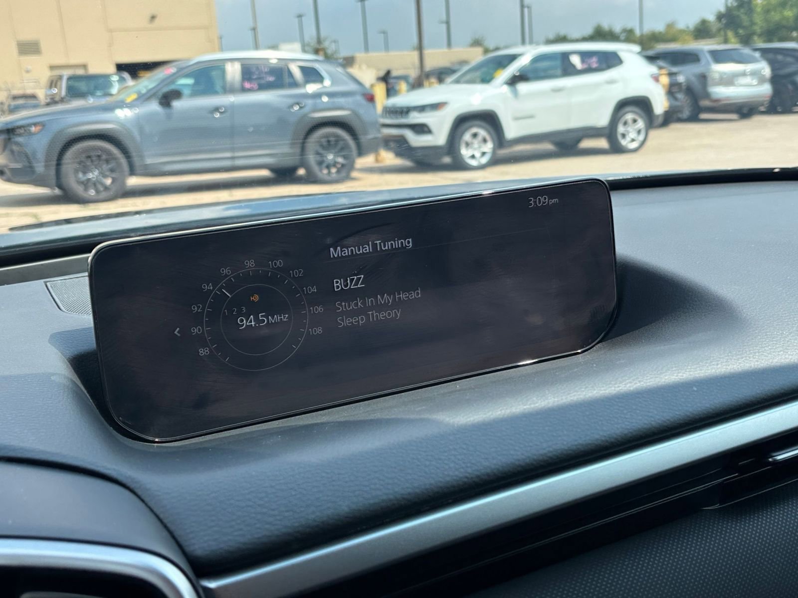 Thumbnail: 2025 Mazda CX-50 - 21