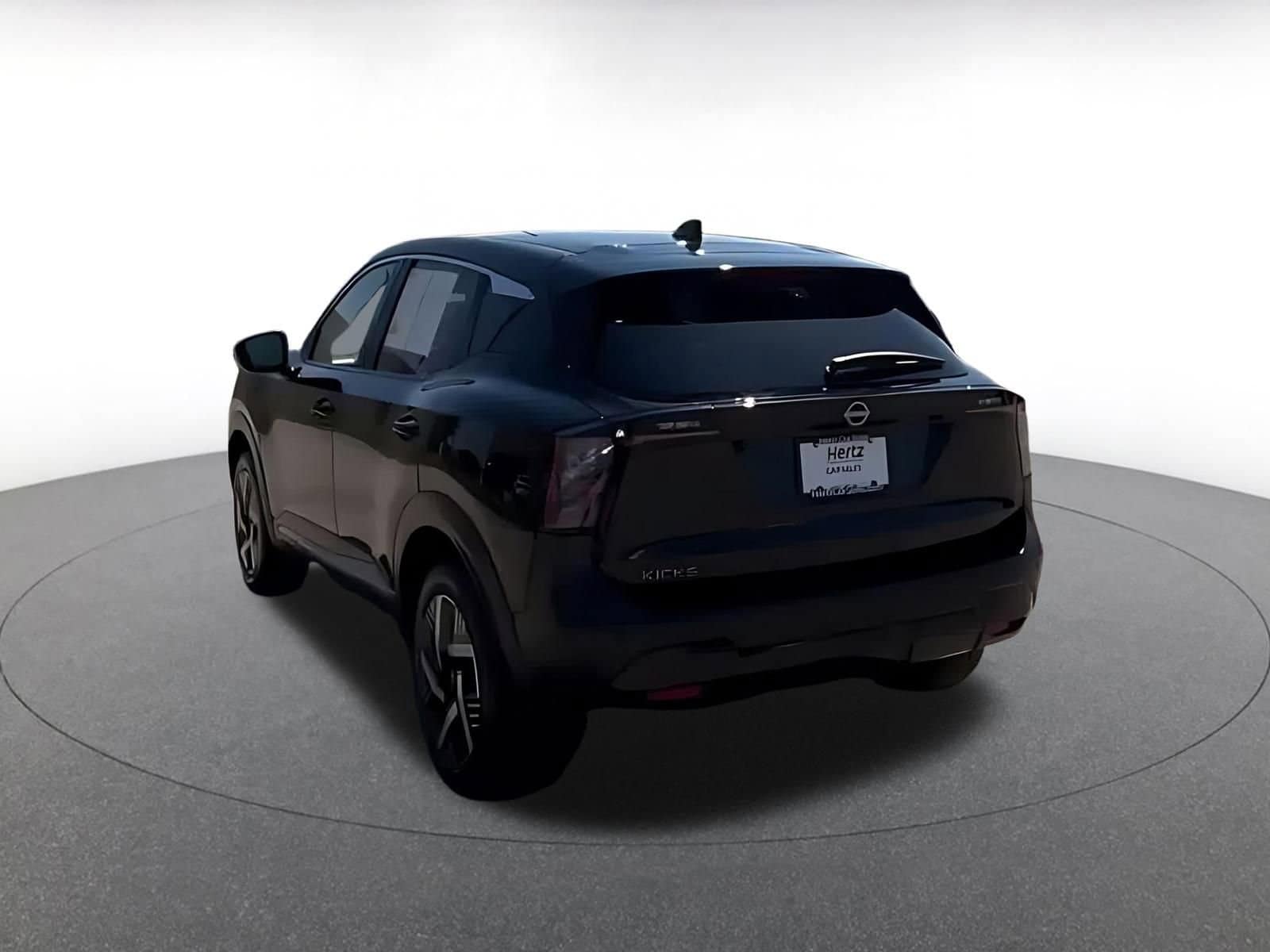 Thumbnail: 2025 Nissan Kicks - 11