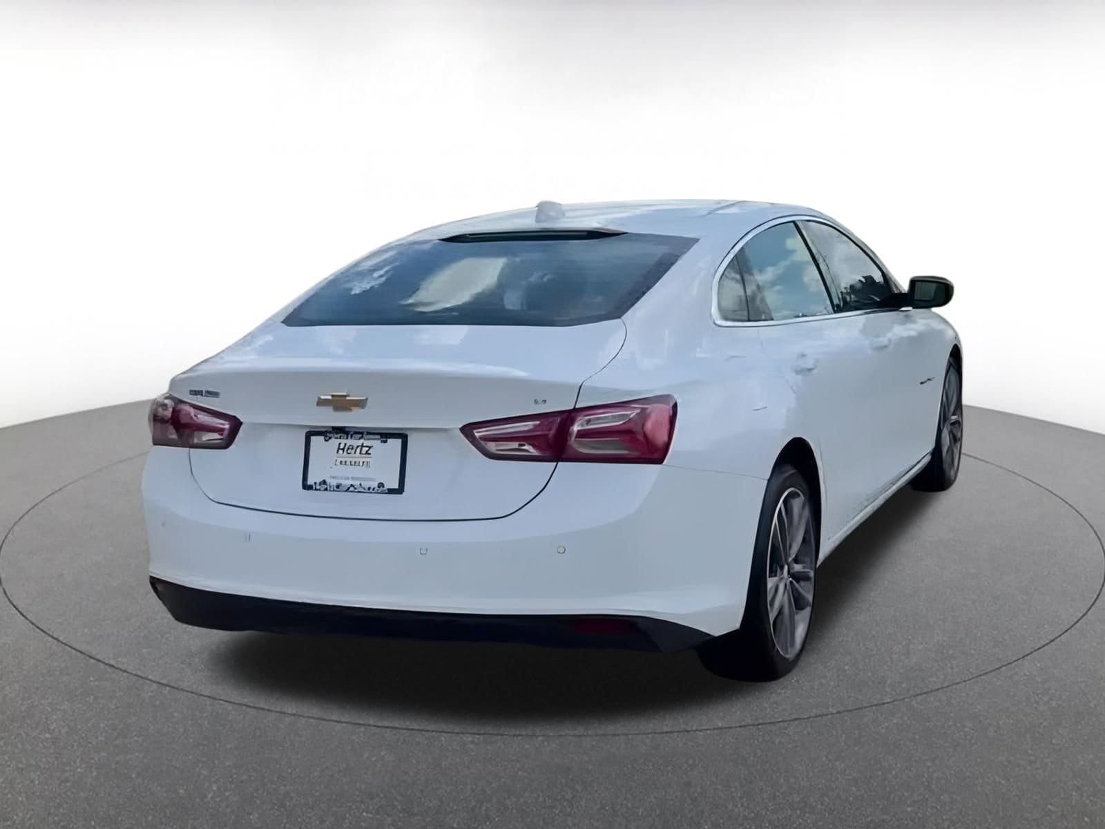 Thumbnail: 2024 Chevrolet Malibu - 7