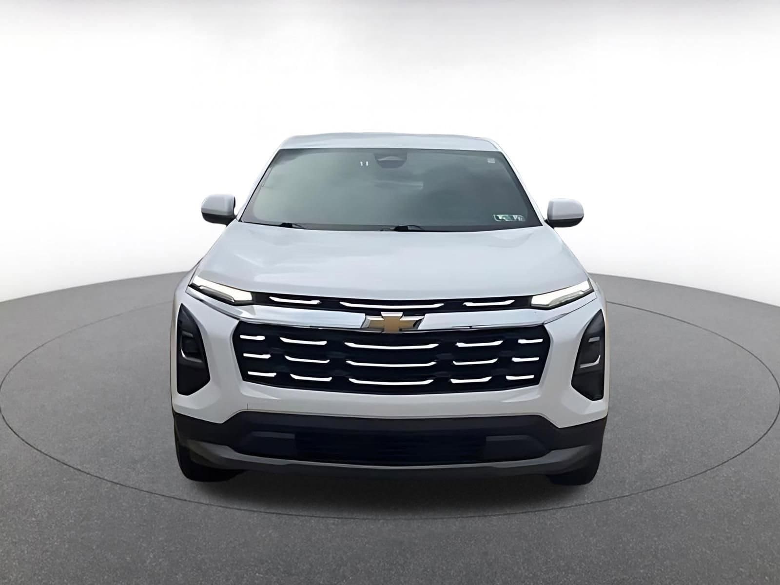 Thumbnail: 2025 Chevrolet Equinox - 4