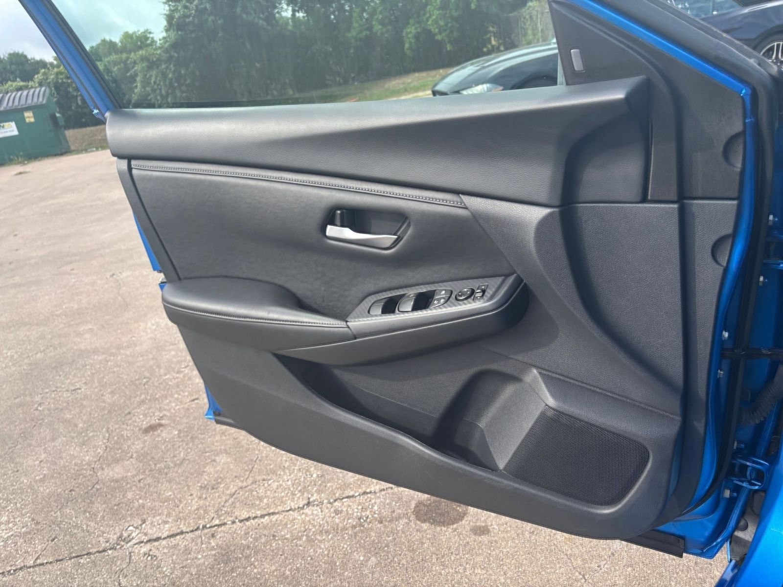 2024 Nissan Sentra SV 16