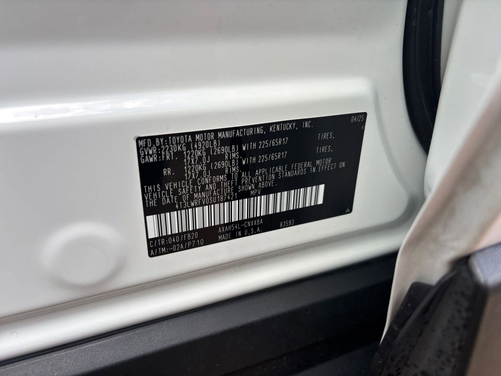 Thumbnail: 2025 Toyota RAV4 - 28