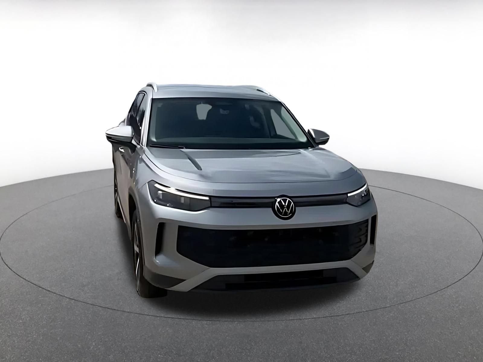 Thumbnail: 2026 Volkswagen Tiguan - 4