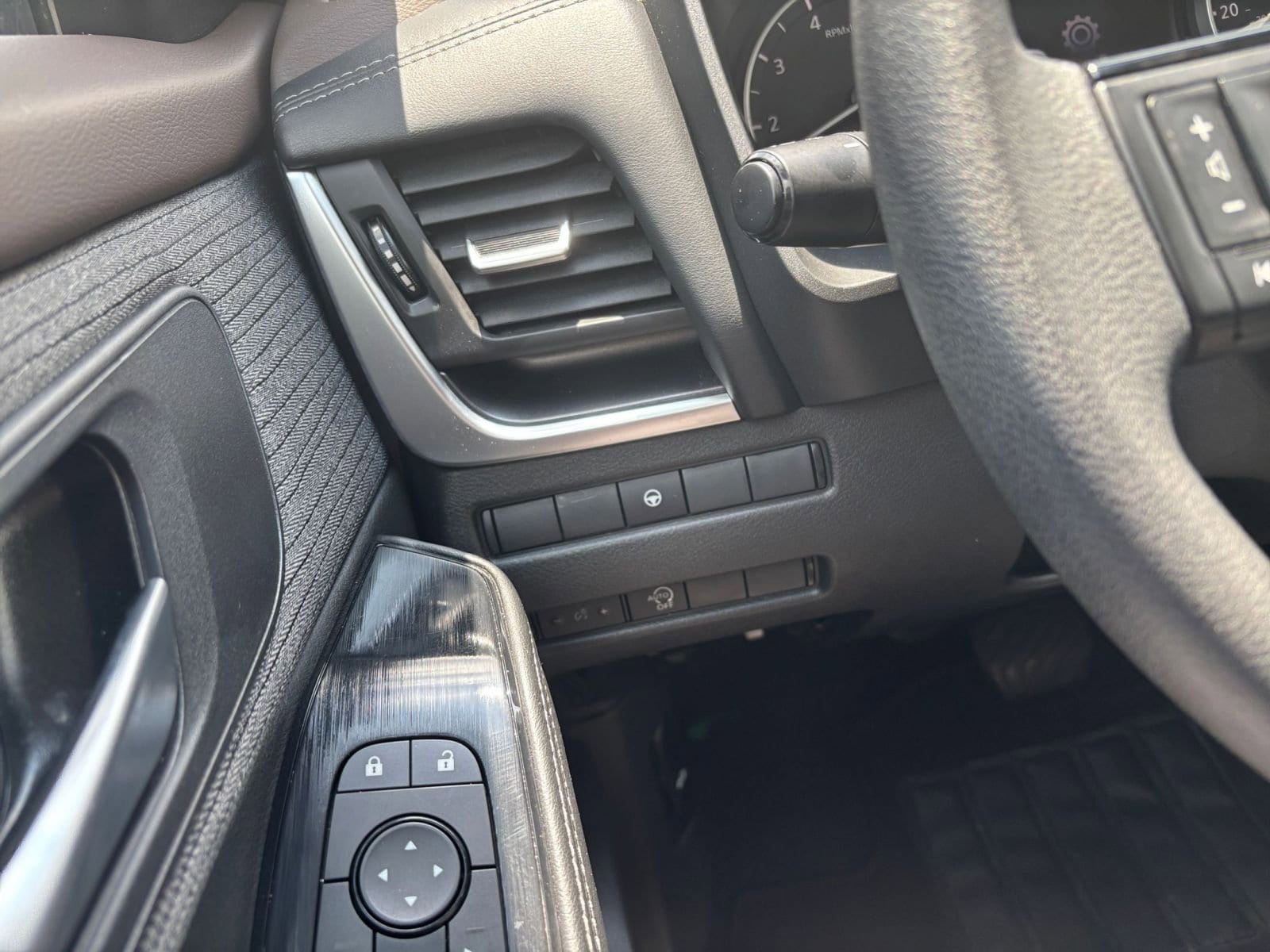 2023 Nissan Rogue SV 29