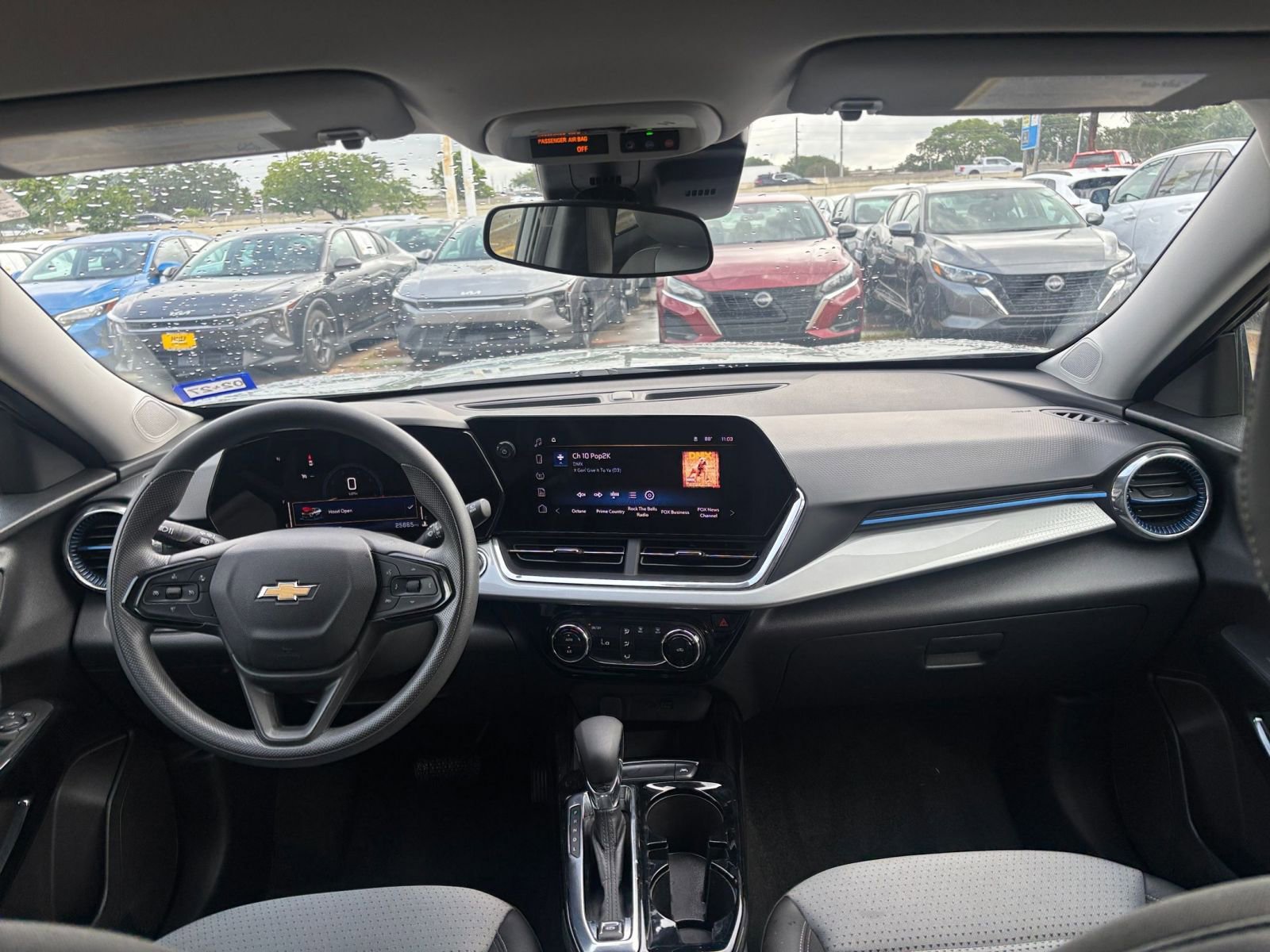 Thumbnail: 2025 Chevrolet Trax - 32