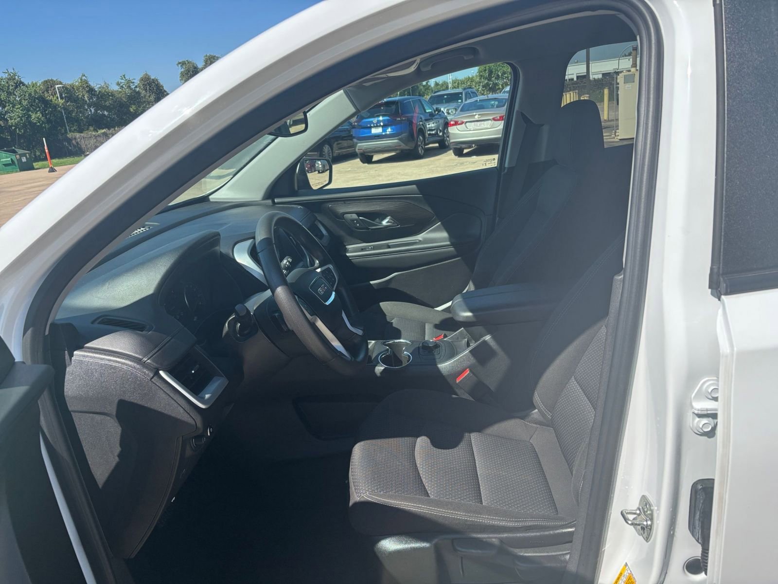 Thumbnail: 2024 GMC Terrain - 25