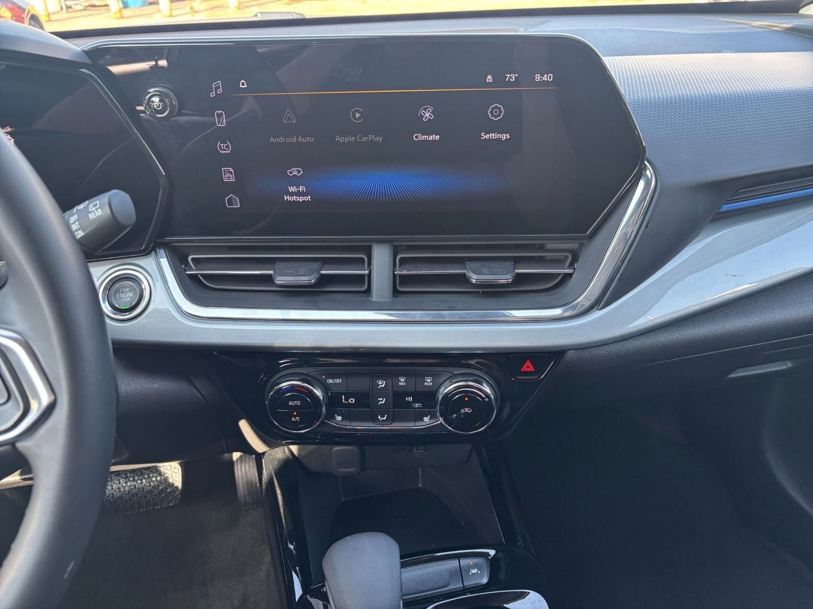 Thumbnail: 2025 Chevrolet Trax - 17