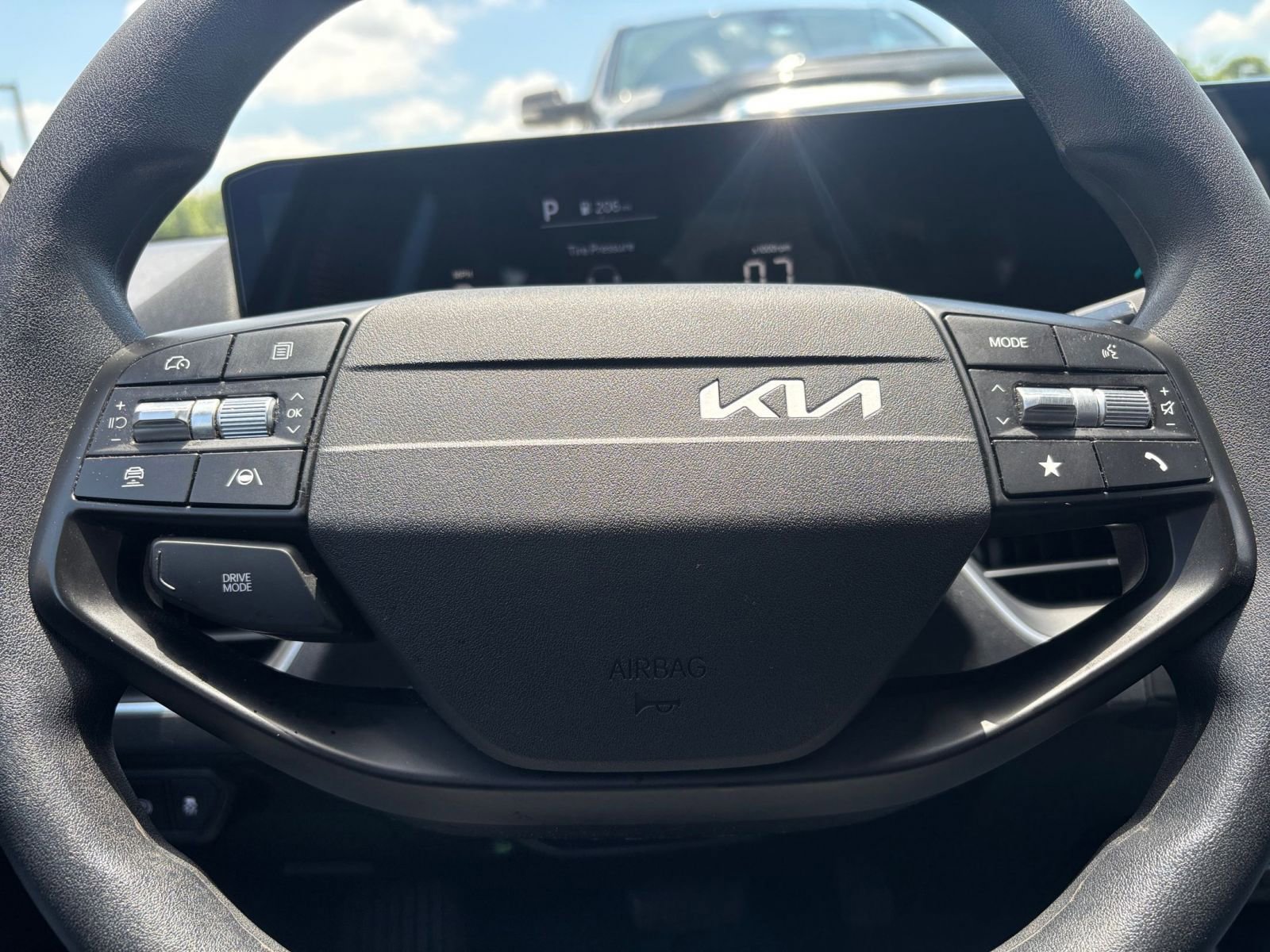 Thumbnail: 2025 Kia K4 - 27