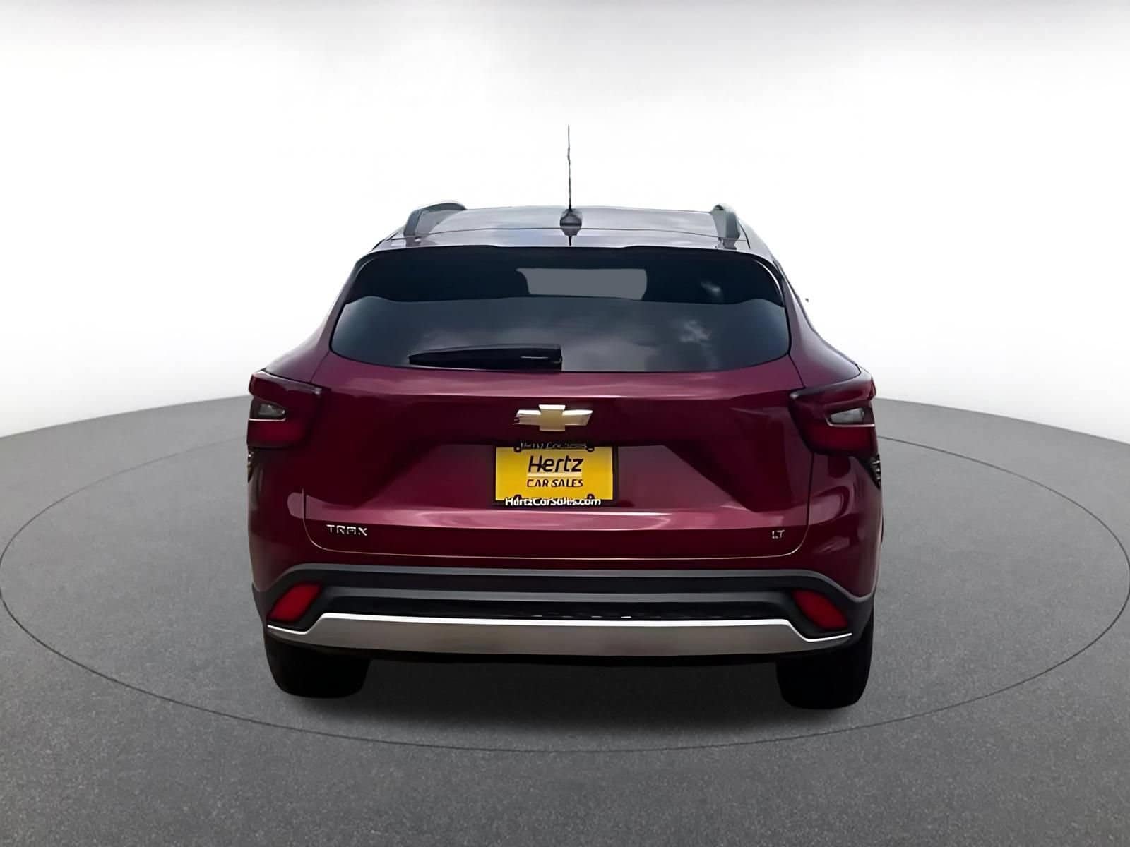Thumbnail: 2025 Chevrolet Trax - 8