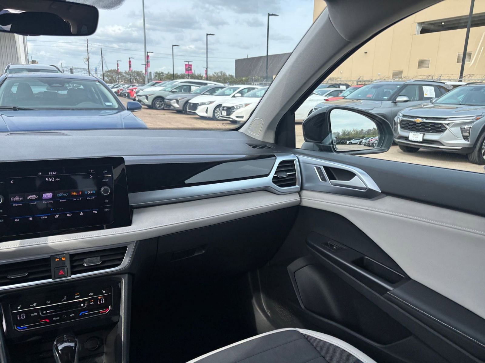 Thumbnail: 2025 Volkswagen Taos - 35