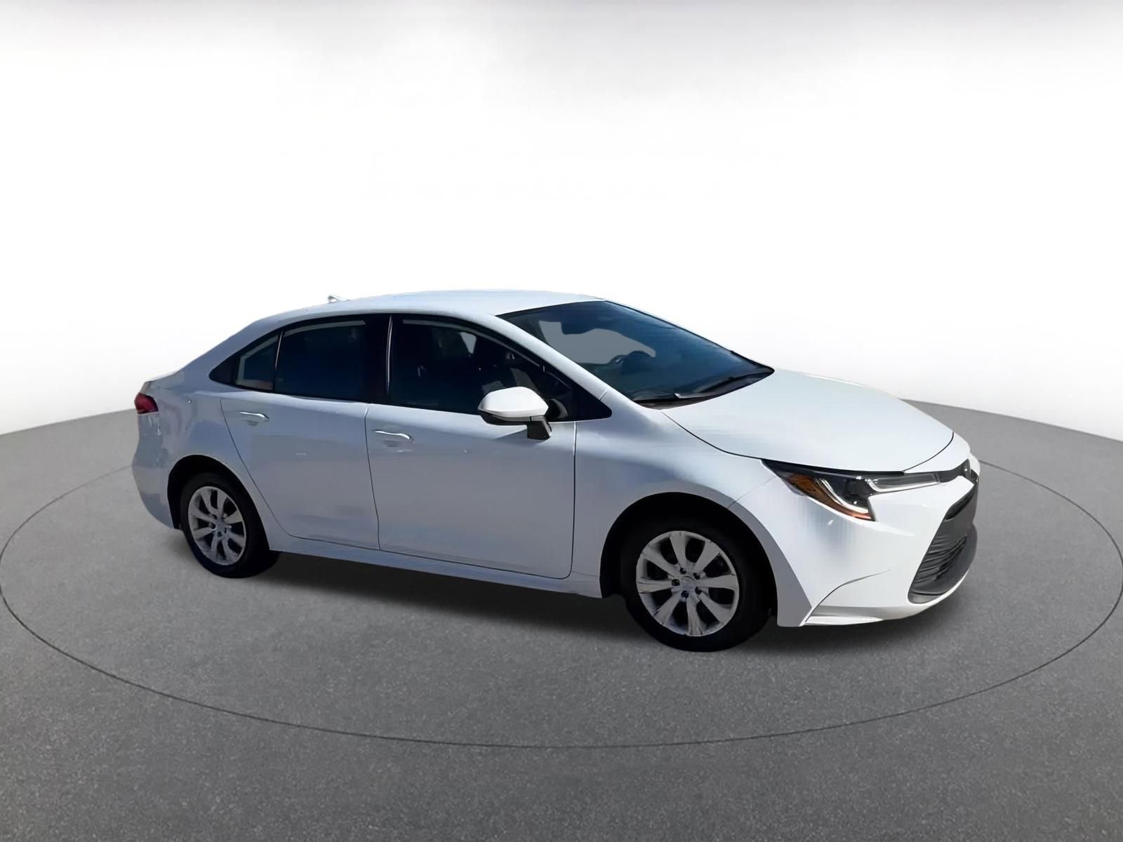 Thumbnail: 2024 Toyota Corolla - 2