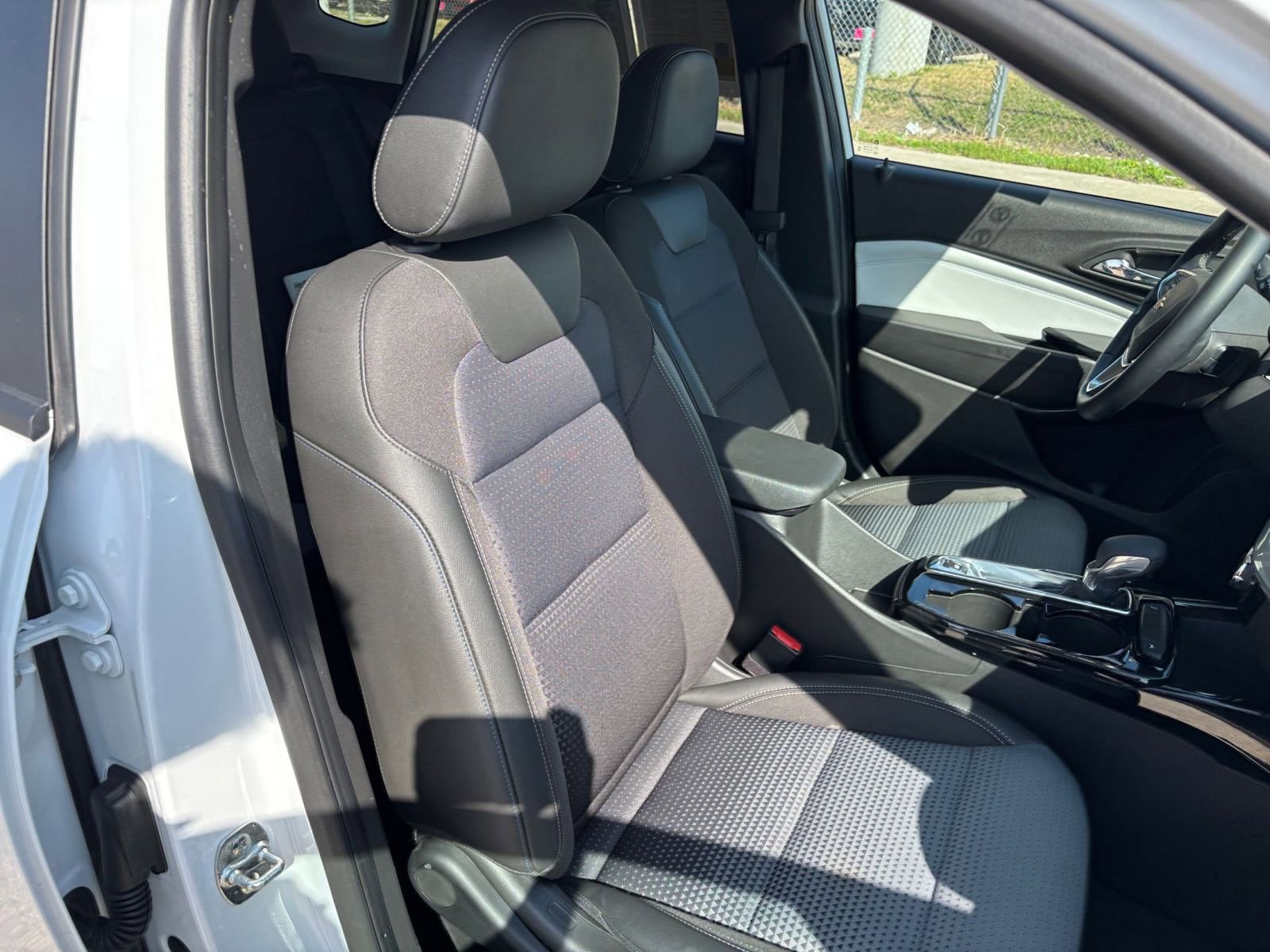 Thumbnail: 2025 Chevrolet Trax - 35