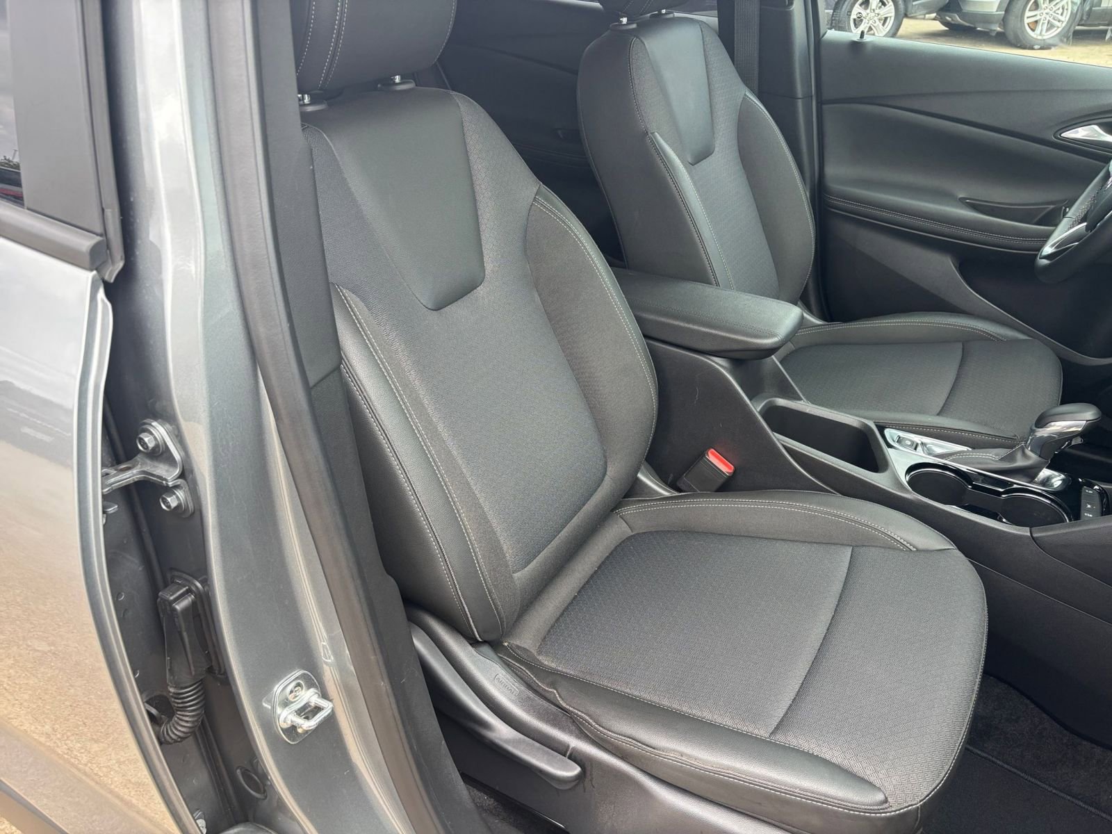 Thumbnail: 2025 Buick Encore GX - 34