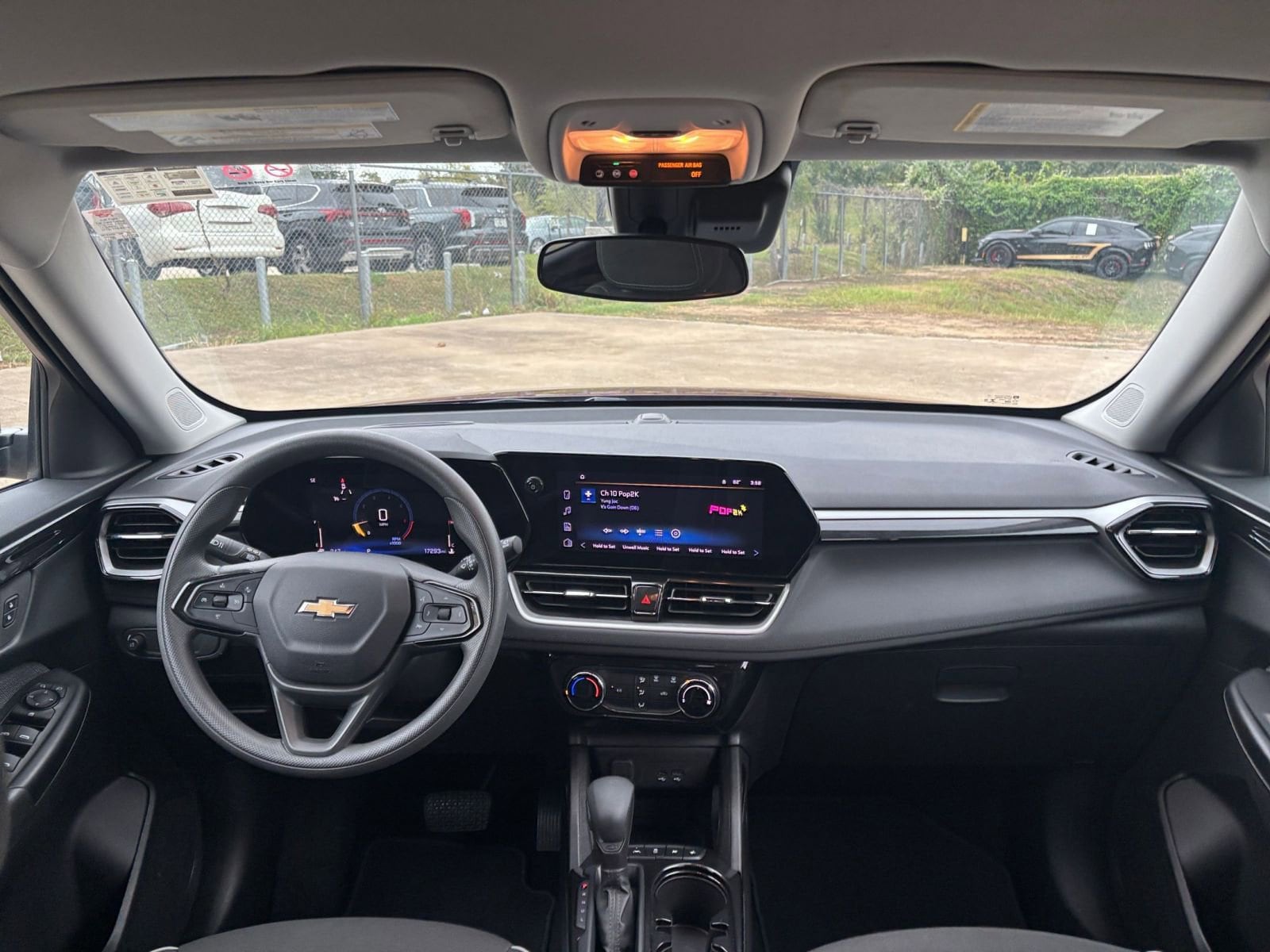 Thumbnail: 2025 Chevrolet TrailBlazer - 31