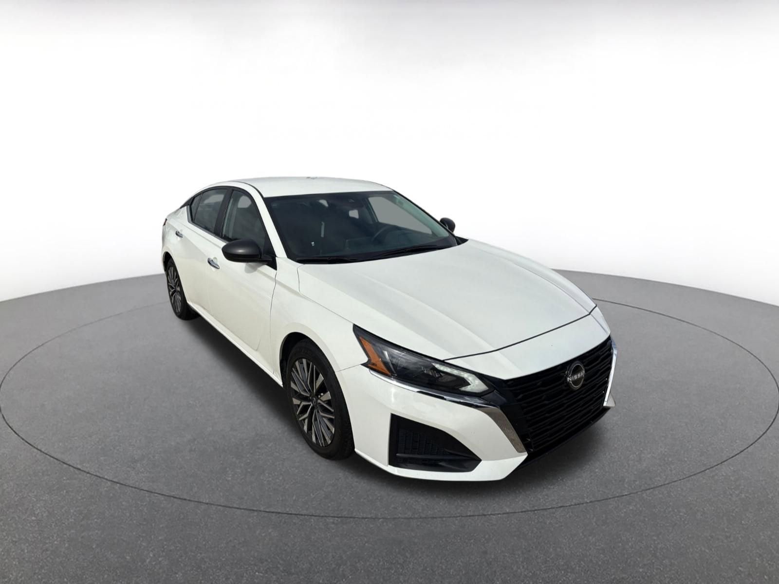 Thumbnail: 2025 Nissan Altima - 1