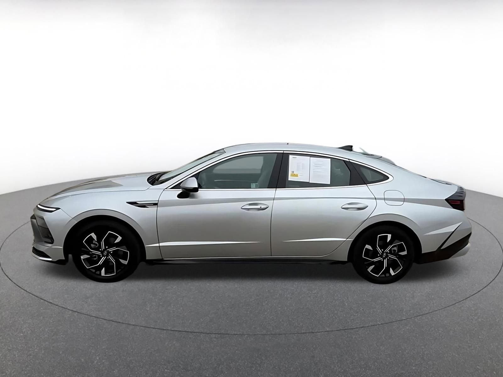 Thumbnail: 2025 Hyundai Sonata - 12