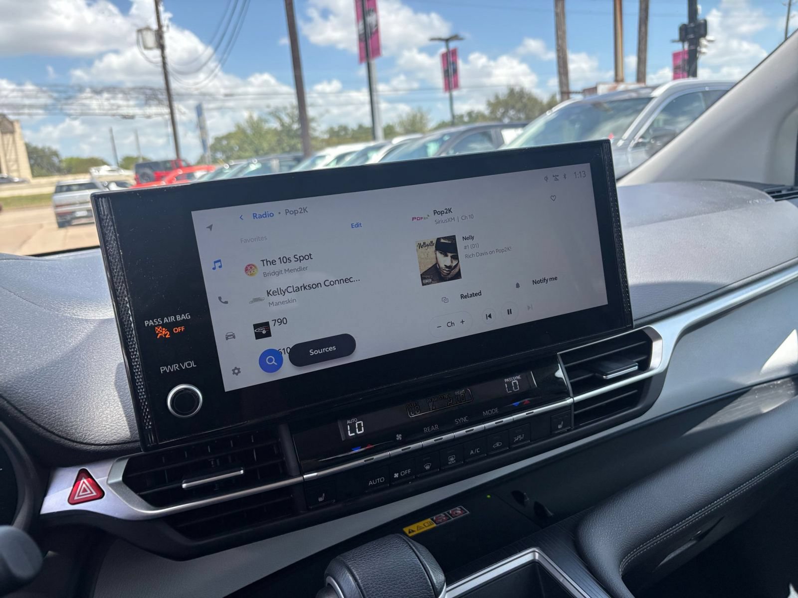 Thumbnail: 2025 Toyota Sienna - 20