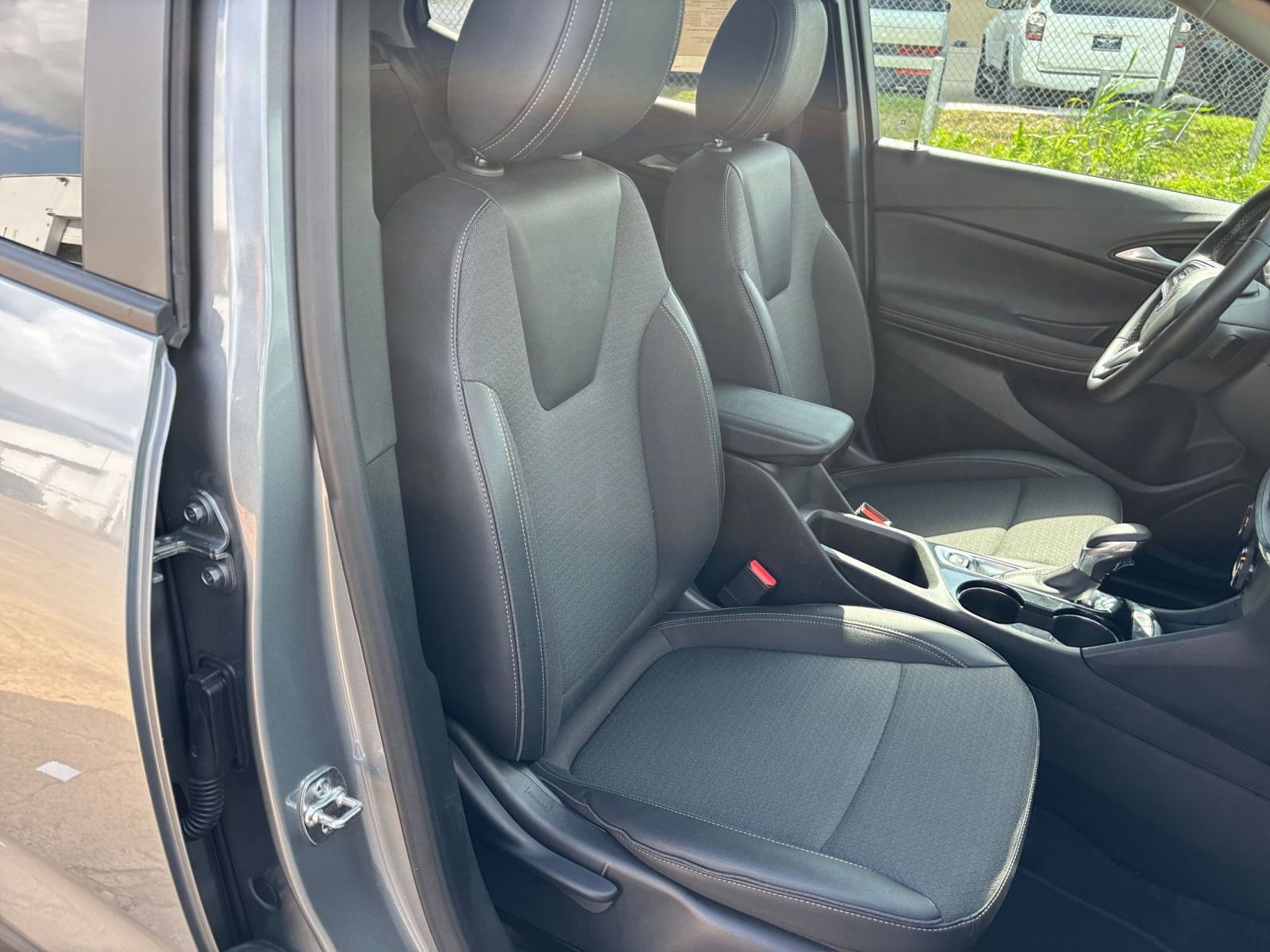 Thumbnail: 2025 Buick Encore GX - 35