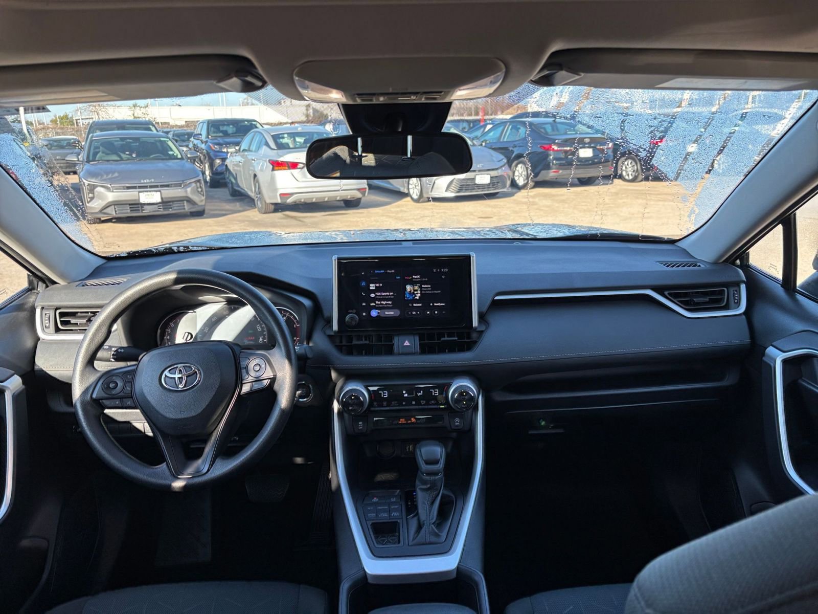 Thumbnail: 2025 Toyota RAV4 - 35