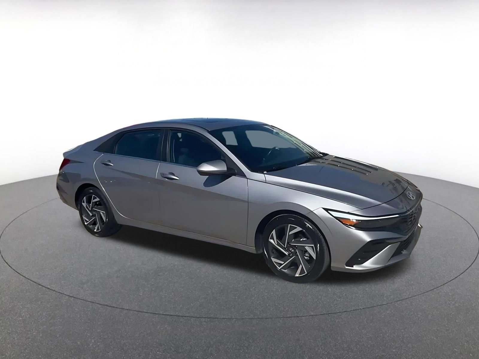 Thumbnail: 2025 Hyundai Elantra - 2