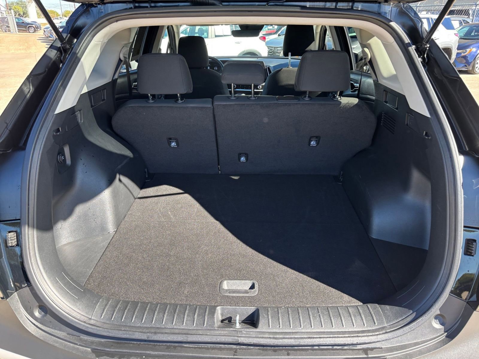 Thumbnail: 2025 Kia Sportage - 30