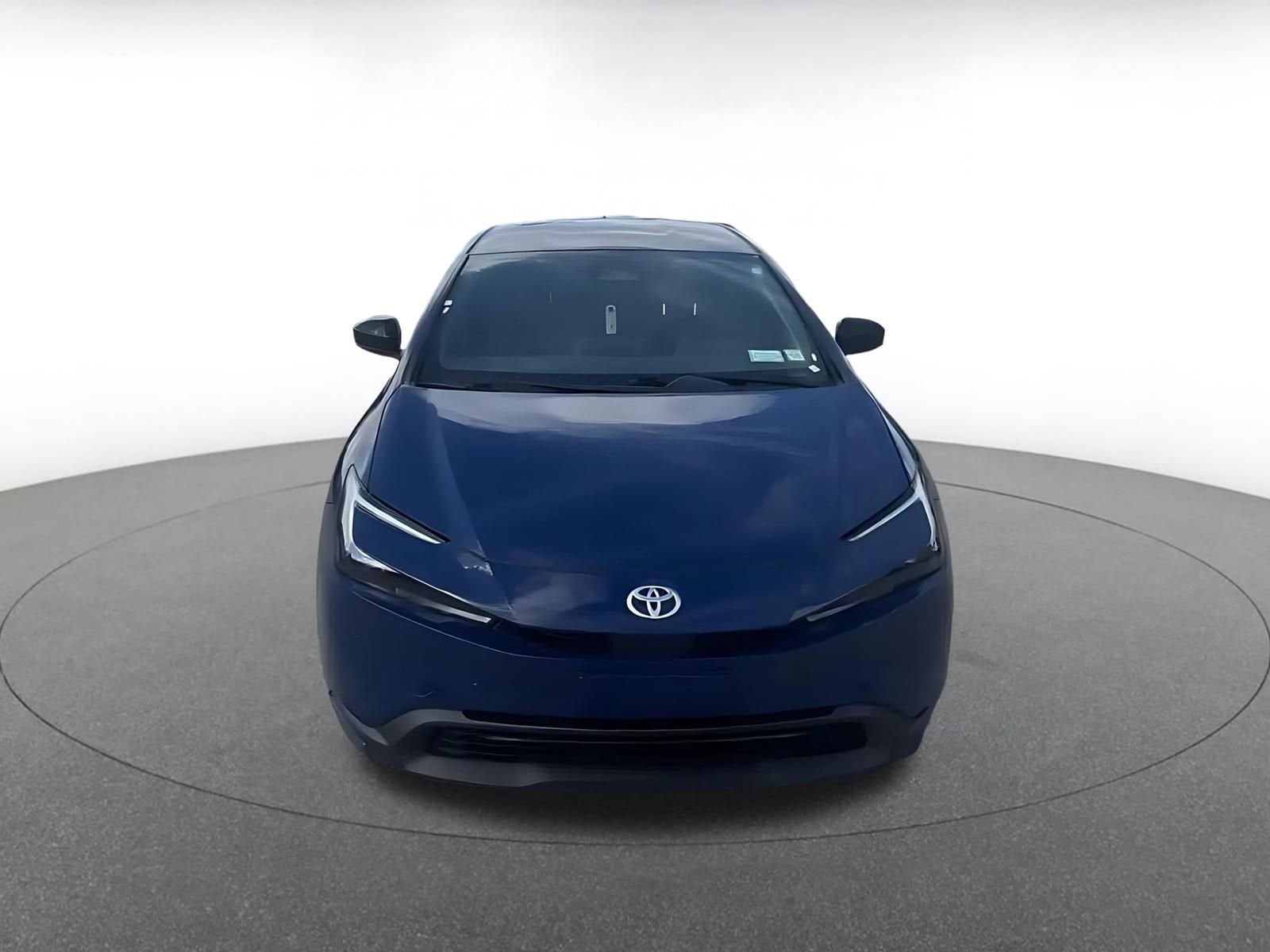 Thumbnail: 2025 Toyota Prius - 4